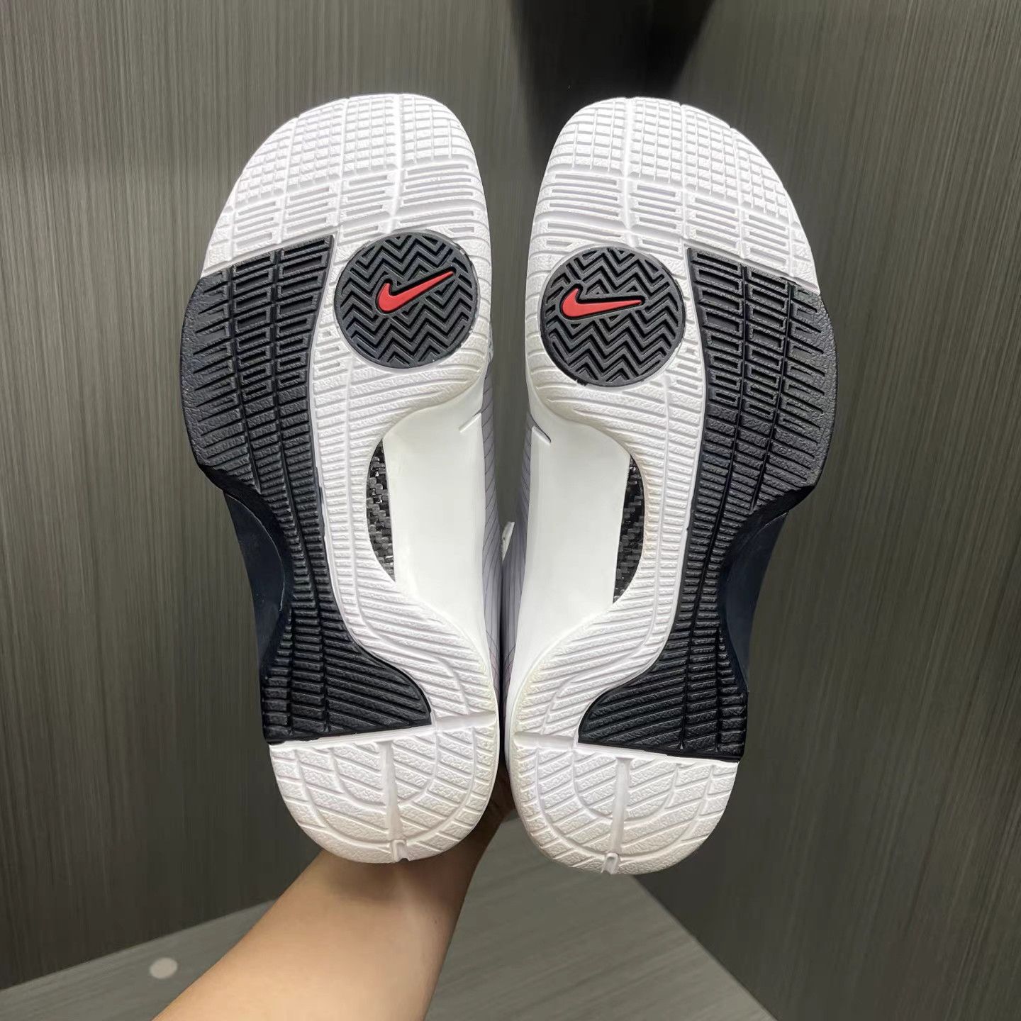 Nike Nike Adapt BB Mag Wolf Grey Basketball Shoes K15 Size US 11 / EU 44 - 6 Thumbnail