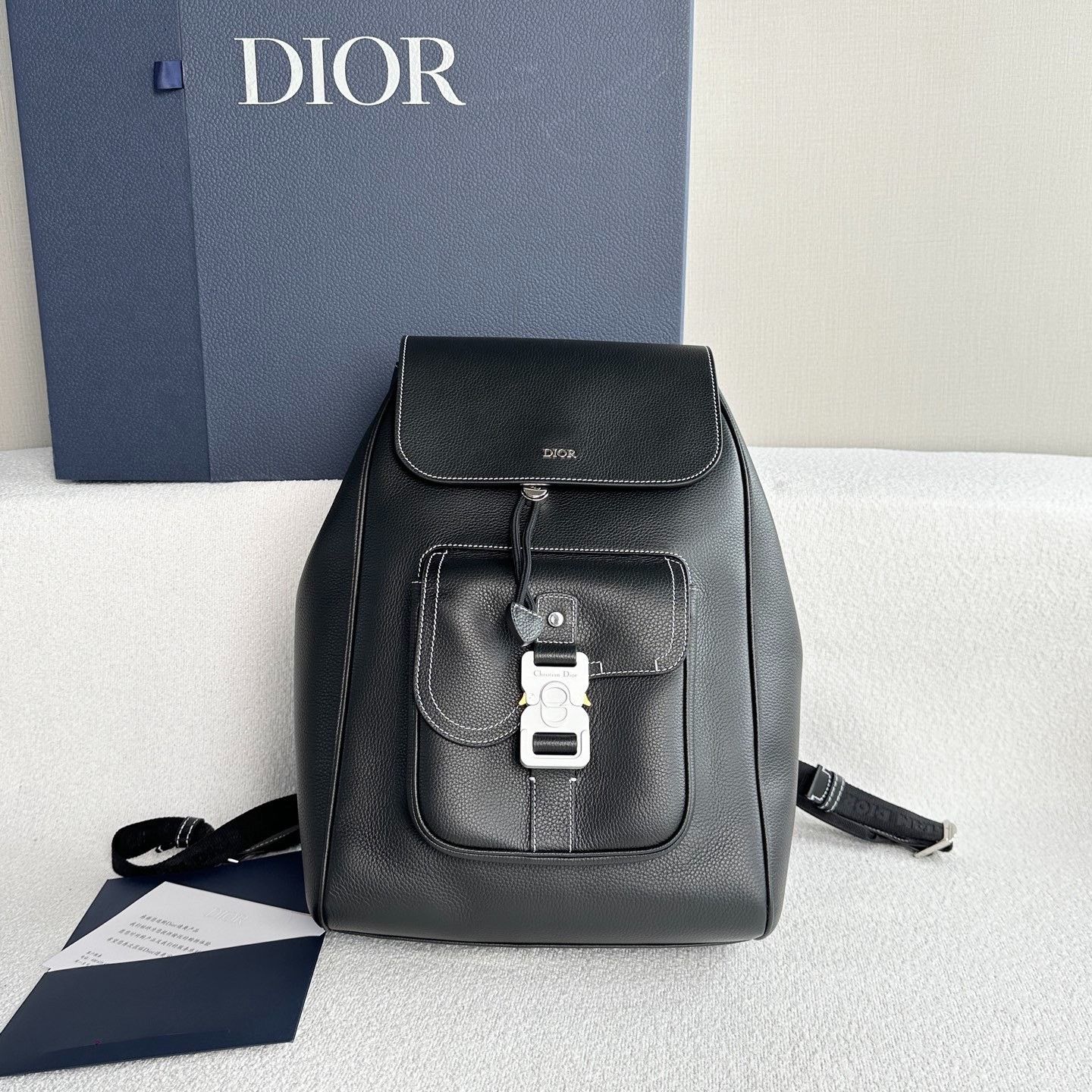 Dior Pre-loved Bag Very good condition Size ONE SIZE - 1 Thumbnail