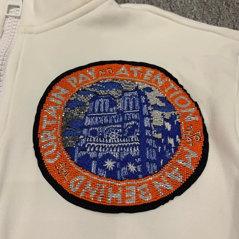 Louis Vuitton Louis Vuitton White rhinestone sequin large logo jacket Size US S / EU 44-46 / 1 - 6 Thumbnail