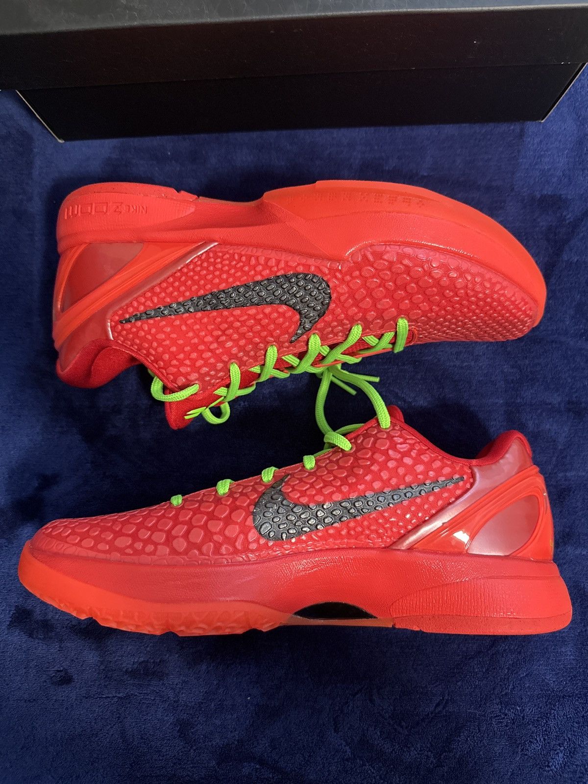 Nike Nike Kobe 6 Reverse Grinch Size US 9.5 / EU 42-43 - 6 Thumbnail