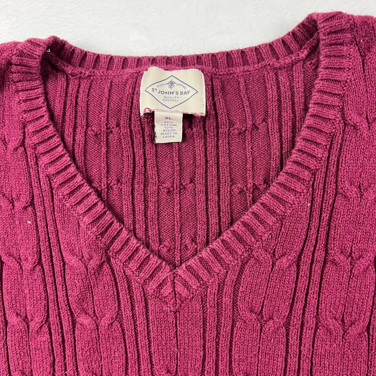 St. Johns Bay St John's Bay XL Pullover Sweater V-Neck Red Women Cotton Size XL / US 12-14 / IT 48-50 - 3 Thumbnail