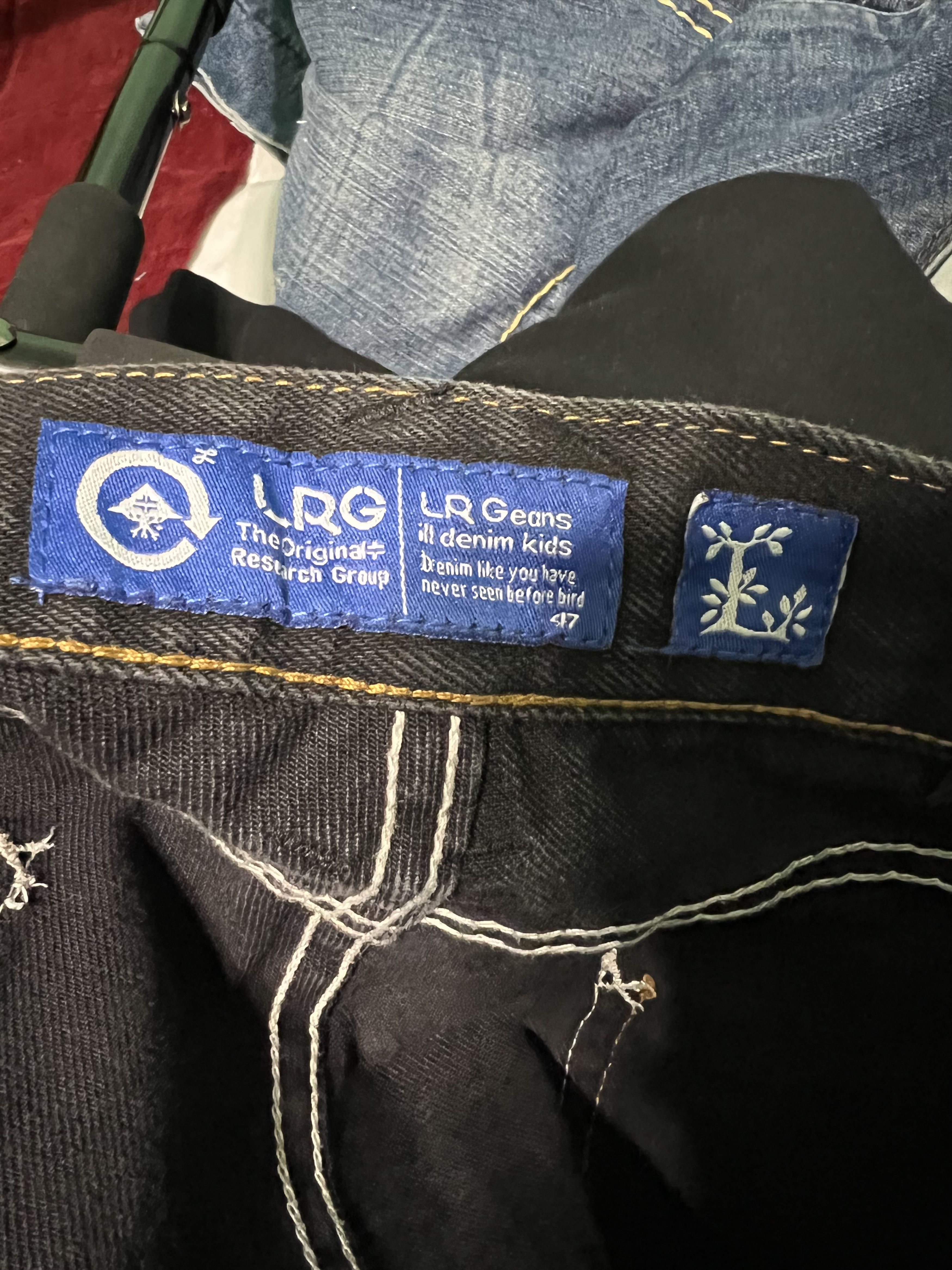LRG Embroidered Crest Denim Size US 44 / EU 60 - 7 Thumbnail