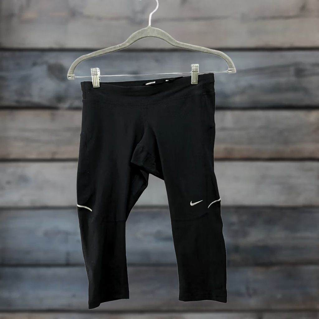 Nike Nike Running Capri Leggings Womens XS Black Stay Warm Zip Pocket Gym Size 26" / US 2 / IT 38 - 1 Thumbnail