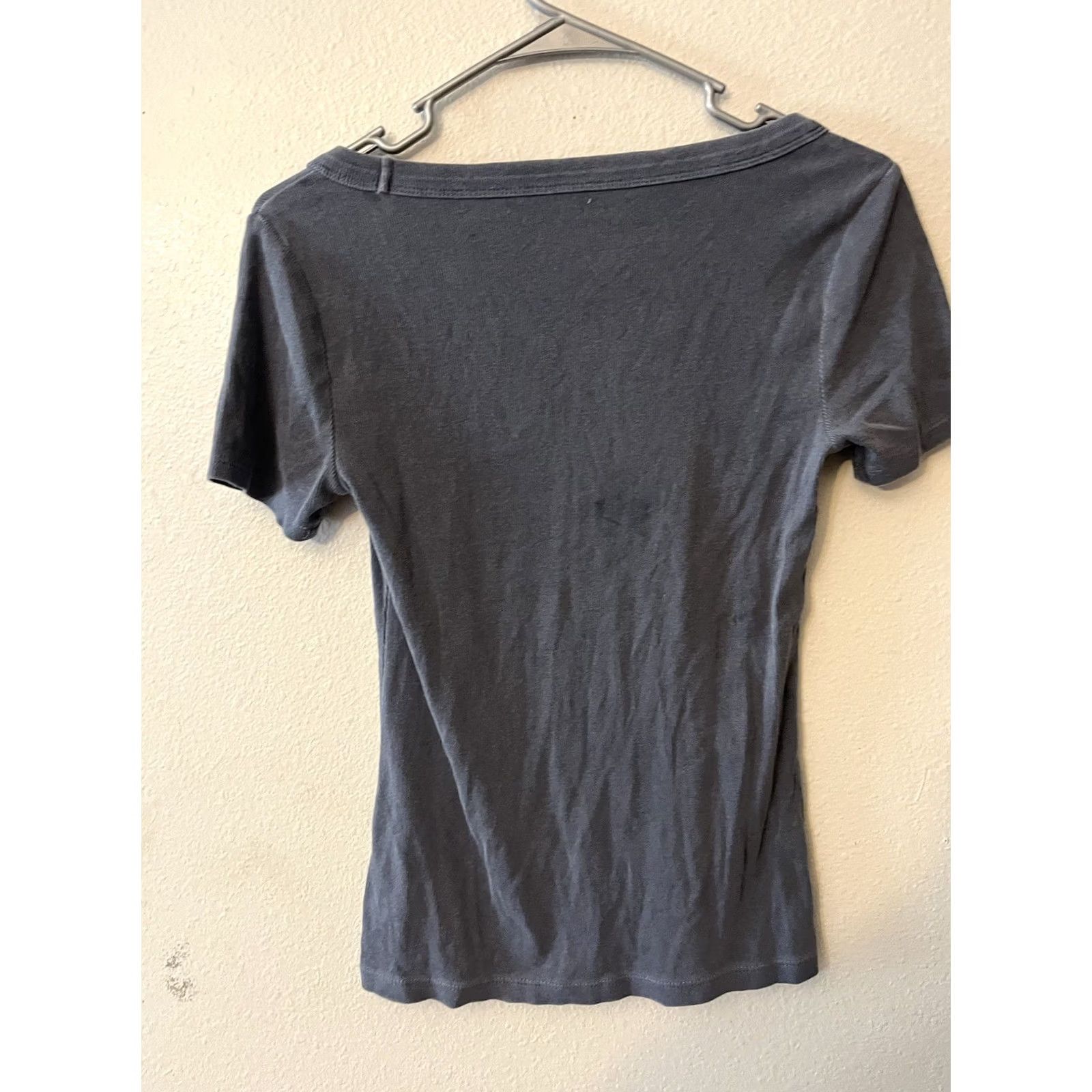 Old Navy Old Navy T-Shirt Women's S Gray Short Sleeve Crew Neck Tee Size S / US 4 / IT 40 - 3 Thumbnail