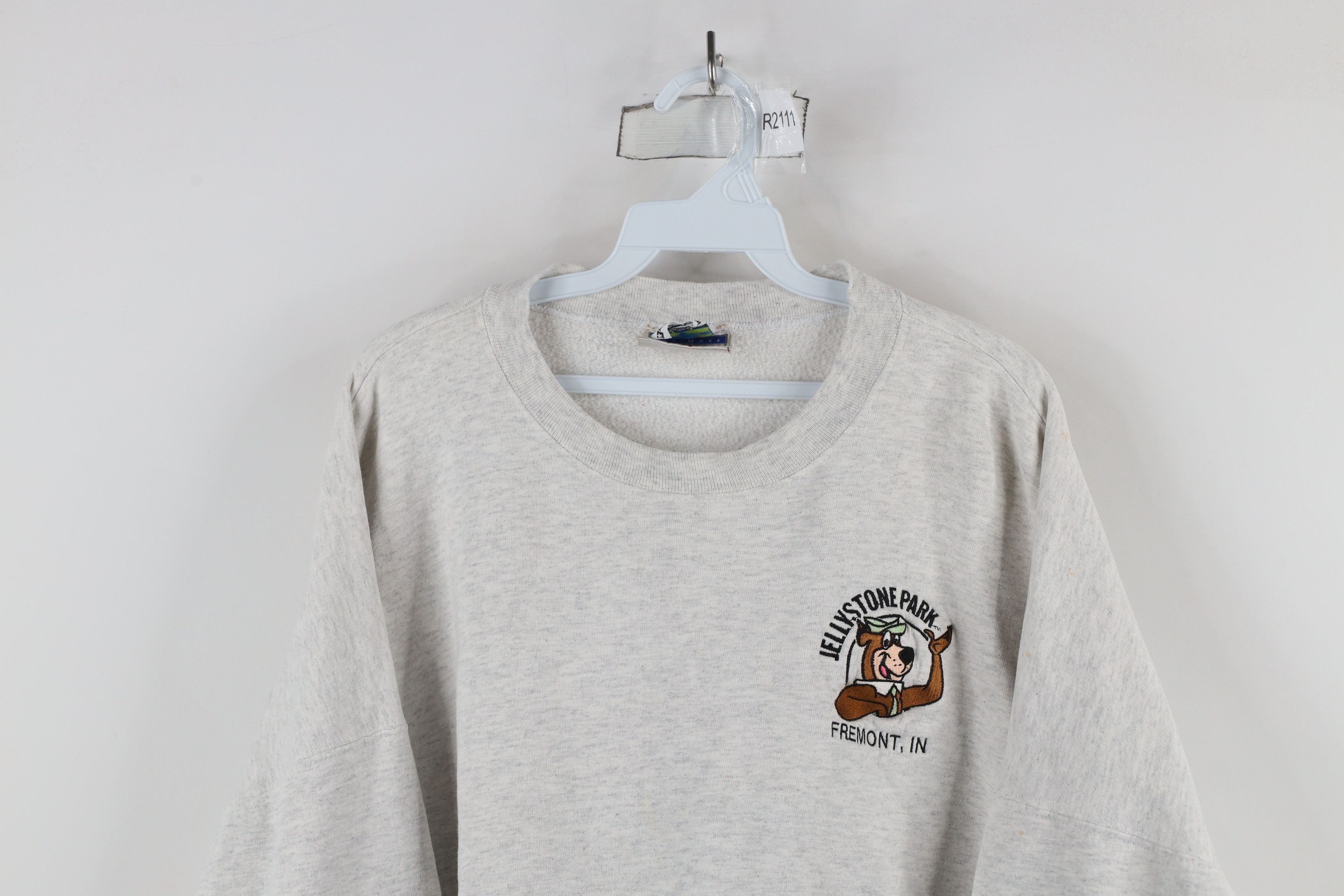 Vintage Vintage Y2K Yogi Bear Jellystone Park Indiana Sweatshirt Size US XXL / EU 58 / 5 - 2 Thumbnail