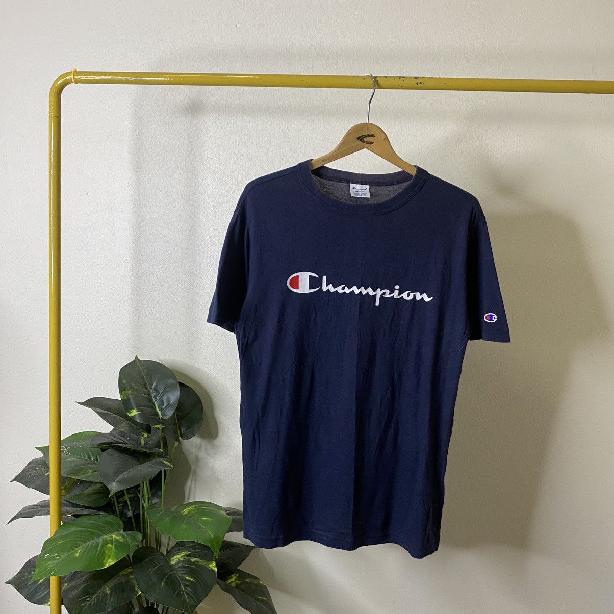 Champion Y2K Champion Spell Out T Shirt Size US M / EU 48-50 / 2 - 1 Thumbnail