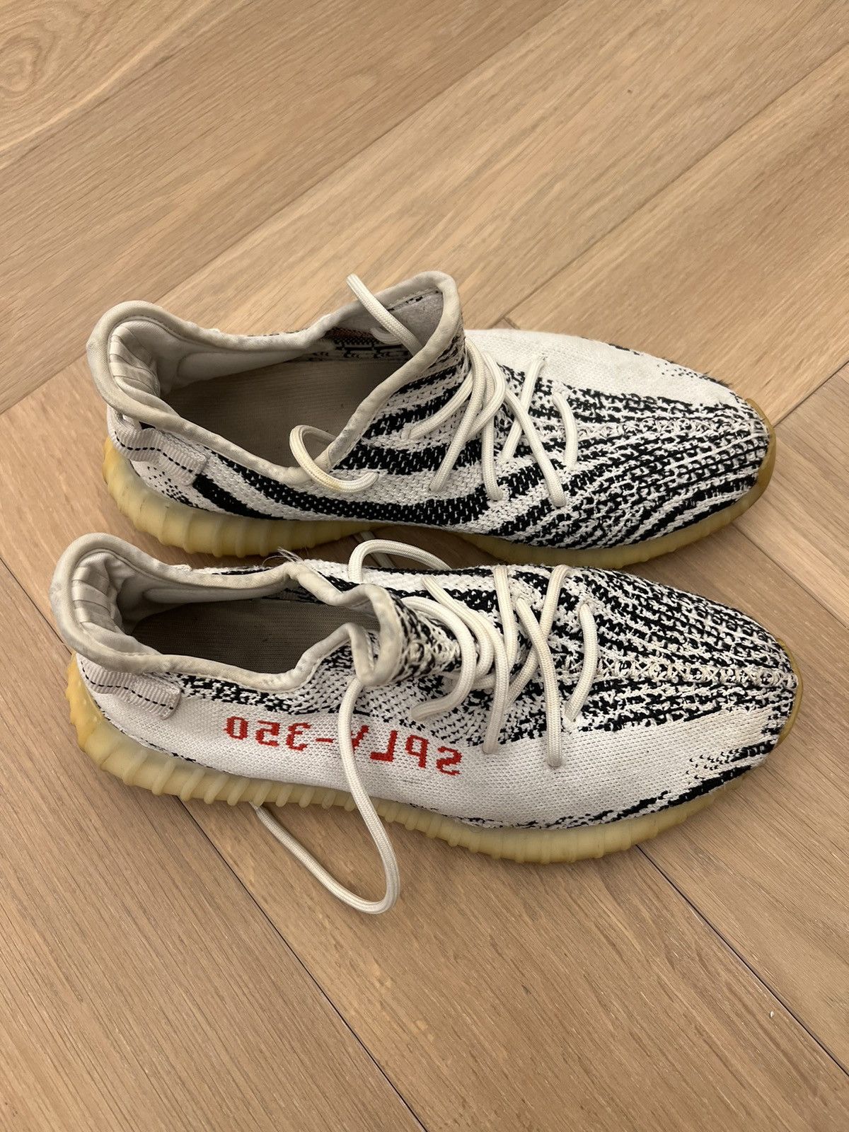 Yeezy Yeezy Boosts Zebra Size US 10 / EU 43 - 2 Thumbnail