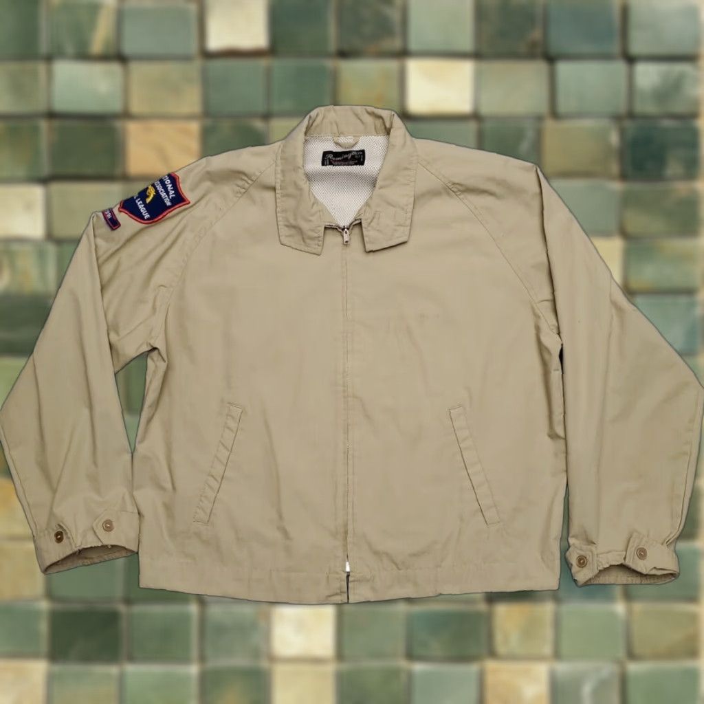 Pistola VINTAGE Remington Bomber Jacket Mens L Khaki Beige Poplin NRA Pistol Outdoor 90s Mens Size US L / EU 52-54 / 3 - 1 Thumbnail