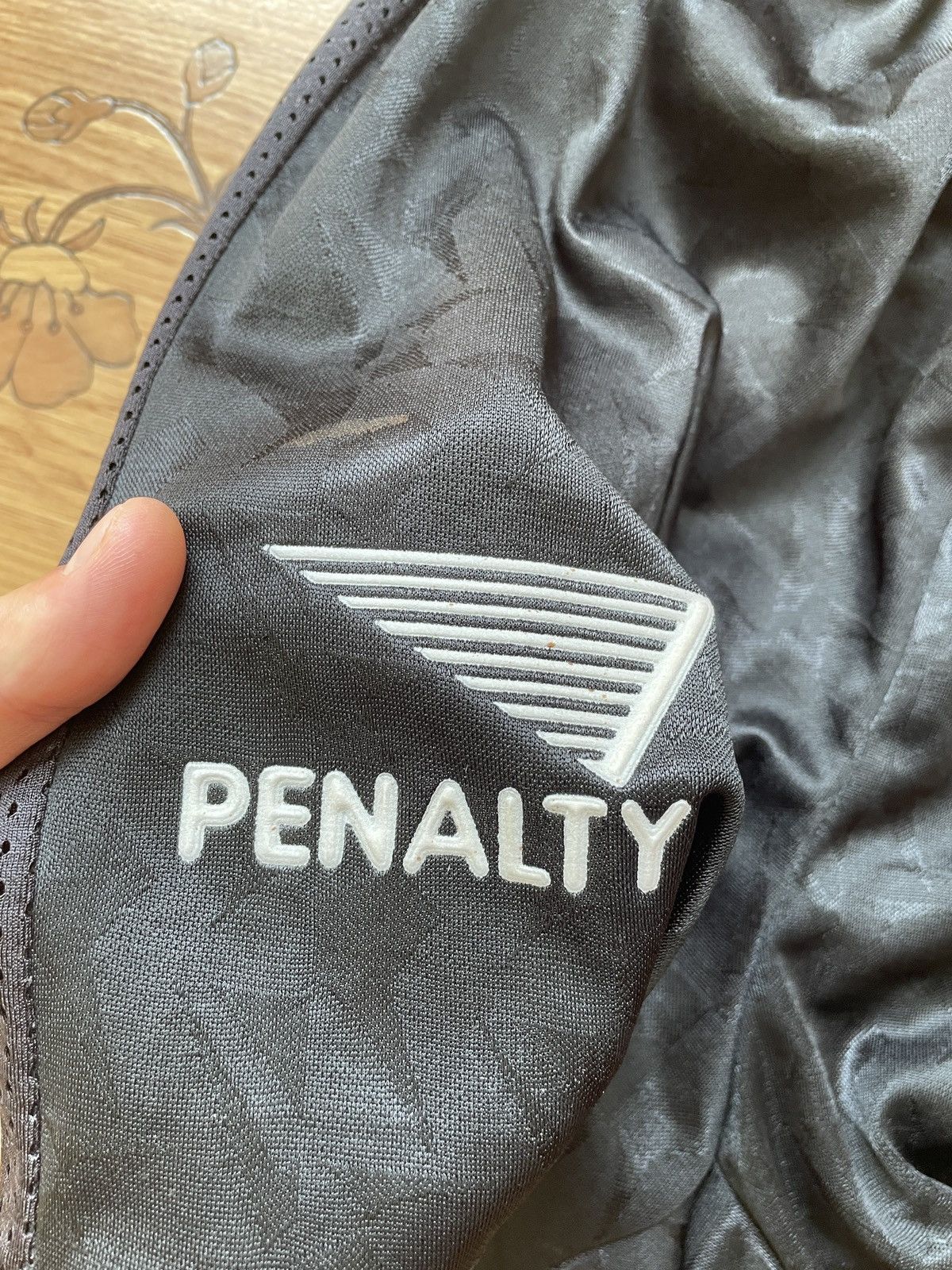 Penalty Vintage Gremio Penalty Brasil Football Soccer shorts 90’s Size US 34 / EU 50 - 11 Thumbnail