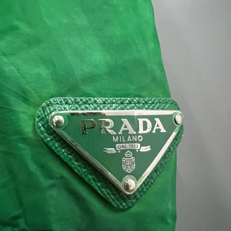 Prada Prada Green triangle logo down jacket 2502-Nextarrow Size US M / EU 48-50 / 2 - 2 Thumbnail
