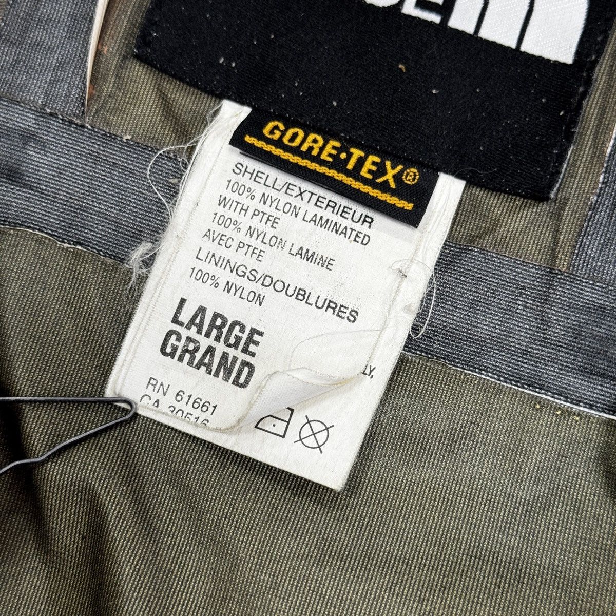 The North Face Vintage The North Face TNF Gore-Tex Raincoat Jacket 90s Size US L / EU 52-54 / 3 - 17 Thumbnail