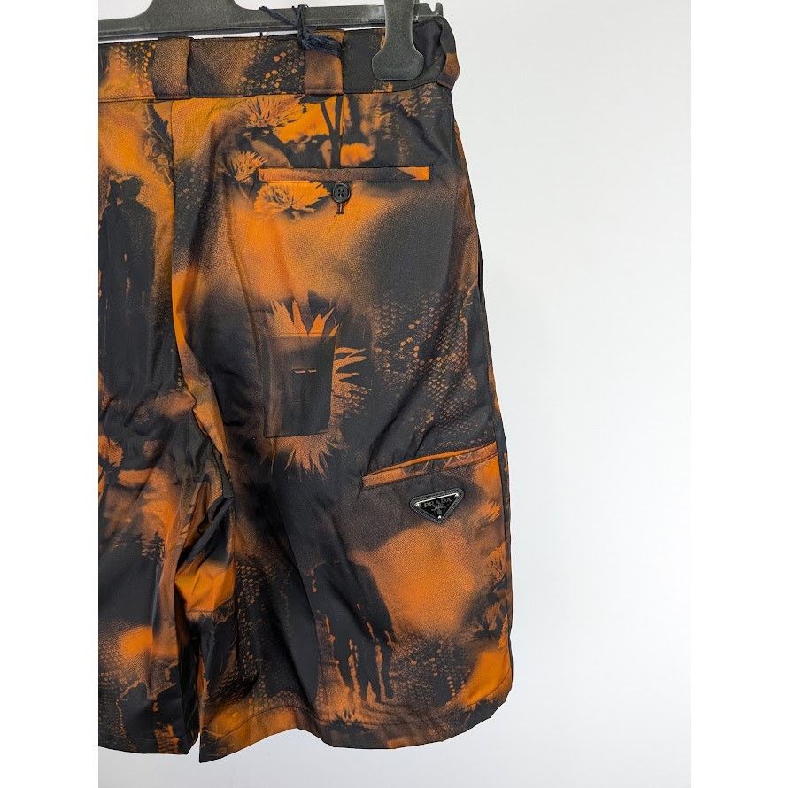 Prada o1rshd1 Re-Nylon Human Pantalone Shorts in Arancio Size US 32 / EU 48 - 13 Thumbnail