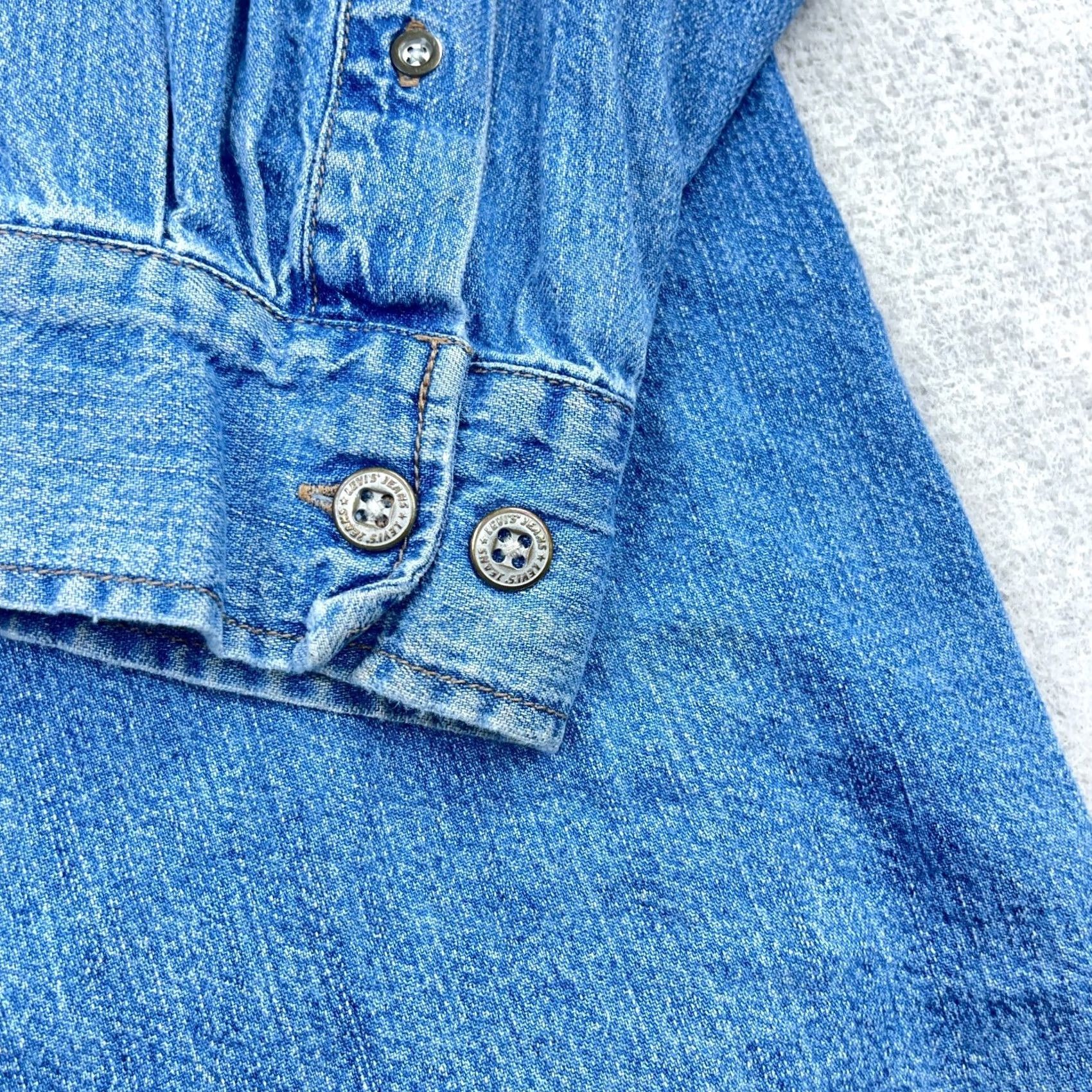 Levi's VINTAGE Levi's Denim Shirt Men XL Blue Button-Up Western 90s Y2K Red Tab Size US XL / EU 56 / 4 - 7 Thumbnail