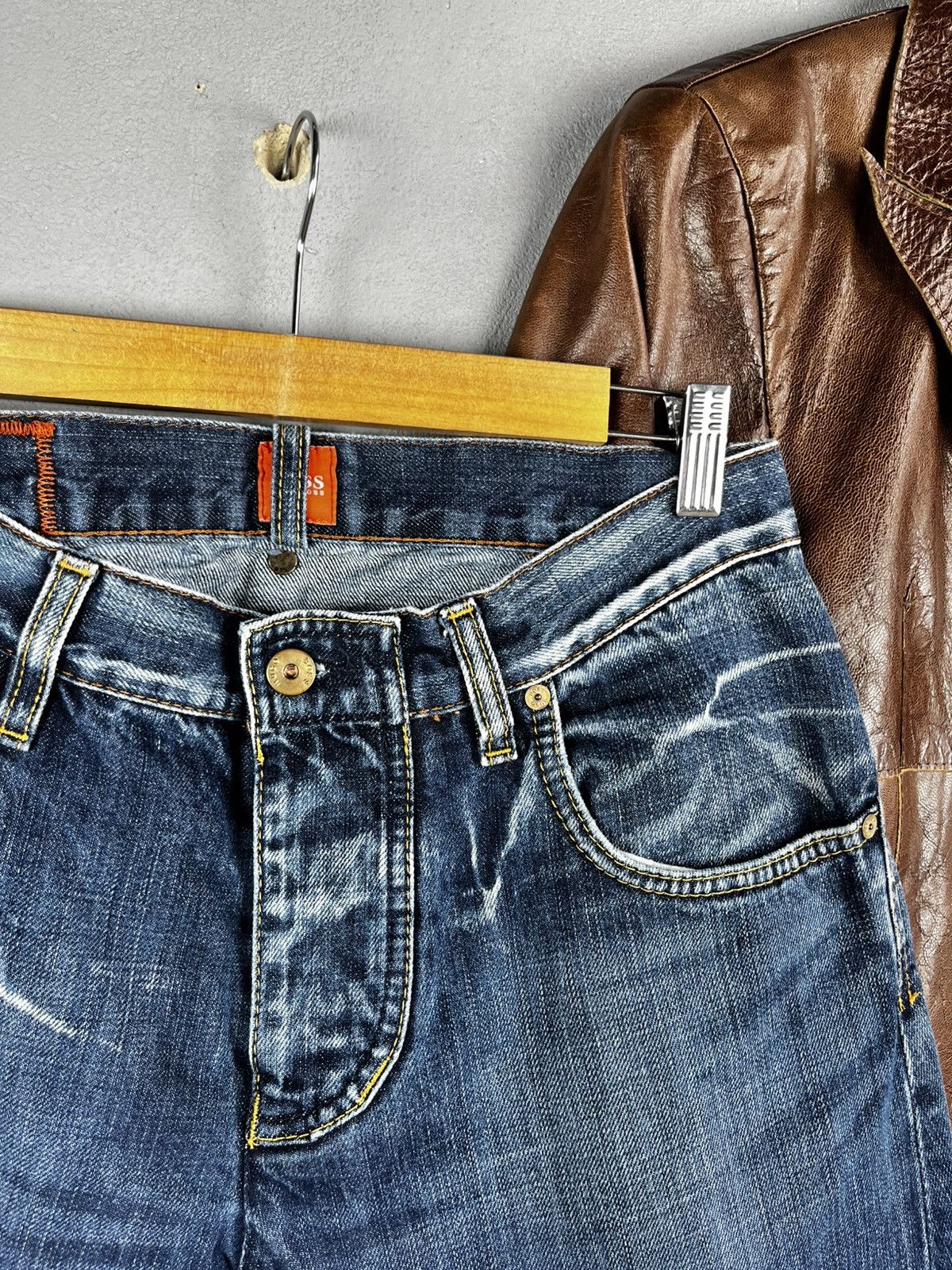 Hugo Boss Hugo Boss denim pants vintage Size US 31 - 8 Thumbnail