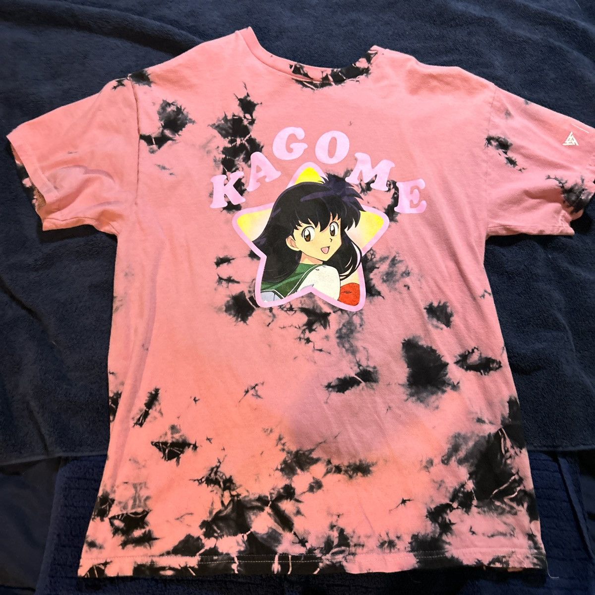 Zumiez Pink Tie-Dye Kagome (Inuyasha) Shirt Size US M / EU 48-50 / 2 - 1 Thumbnail