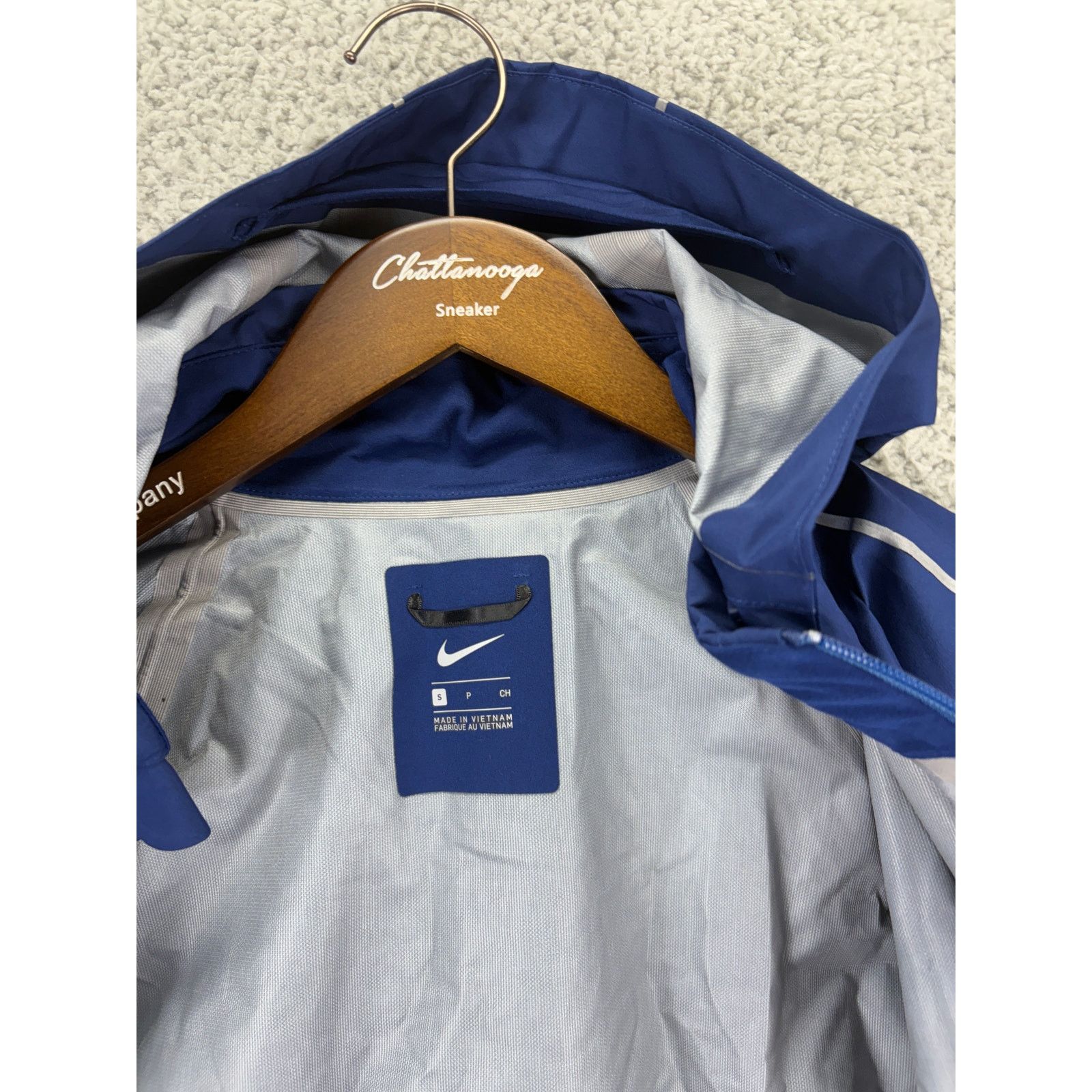 Nike Nike Pro Elite Storm Running Jacket Men S Blue Waterproof Size US S / EU 44-46 / 1 - 11 Thumbnail