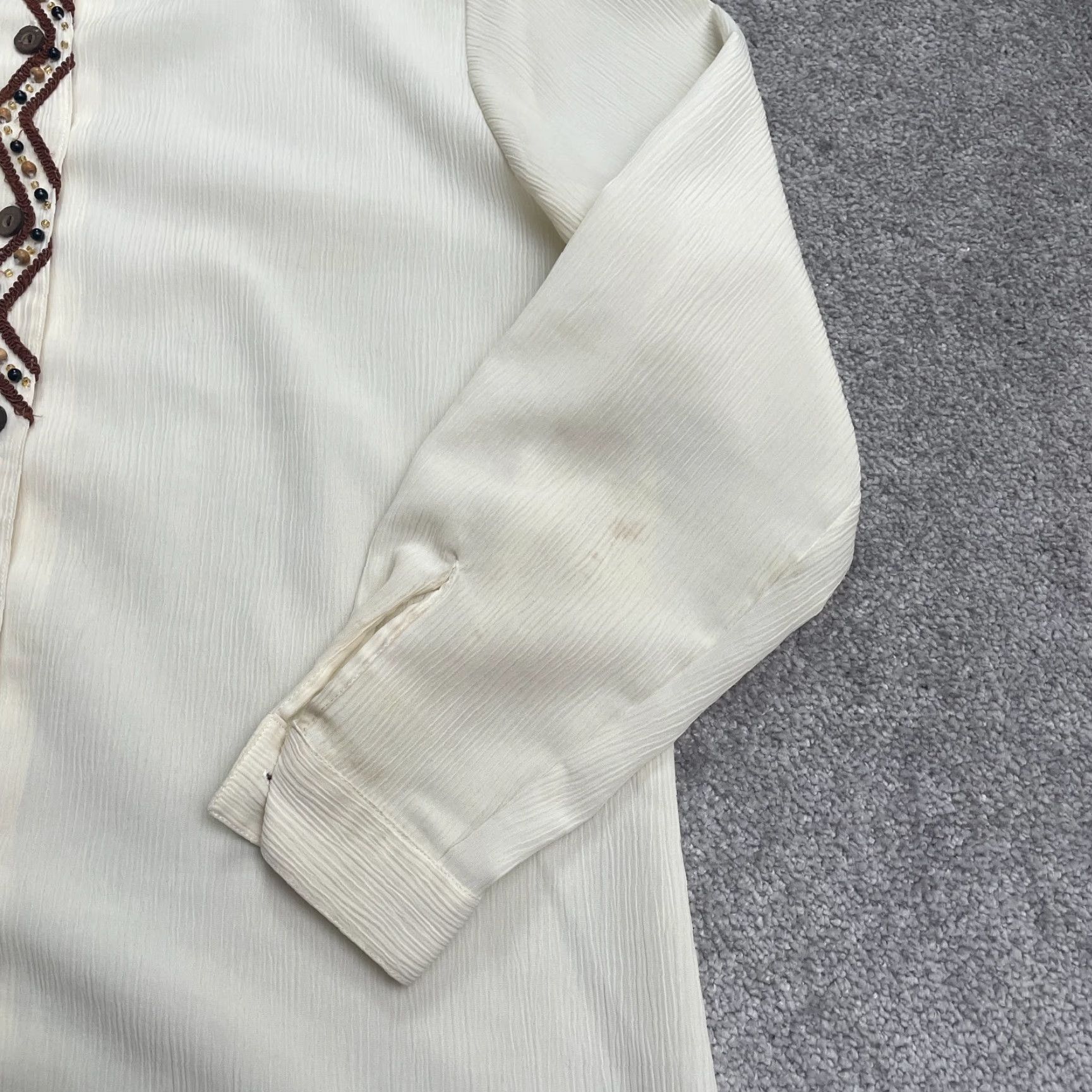 Vintage Koret Vintage Beaded Embroidered Button Down Shirt Womens Petite 8 Ivory Blouse Size M / US 6-8 / IT 42-44 - 5 Thumbnail