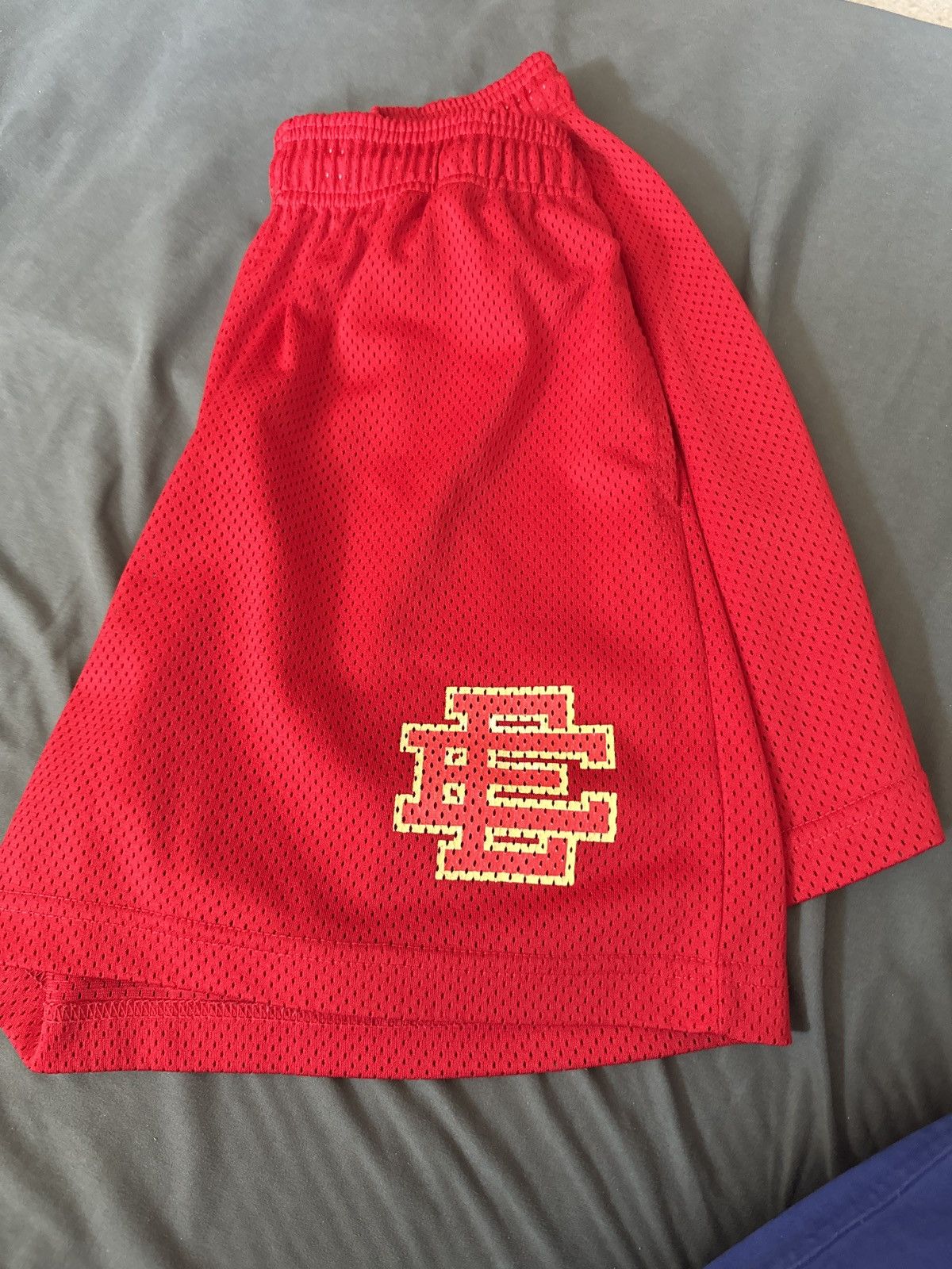 Eric Emanuel Eric Emanuel basic red shorts large Size US 32 / EU 48 - 4 Thumbnail