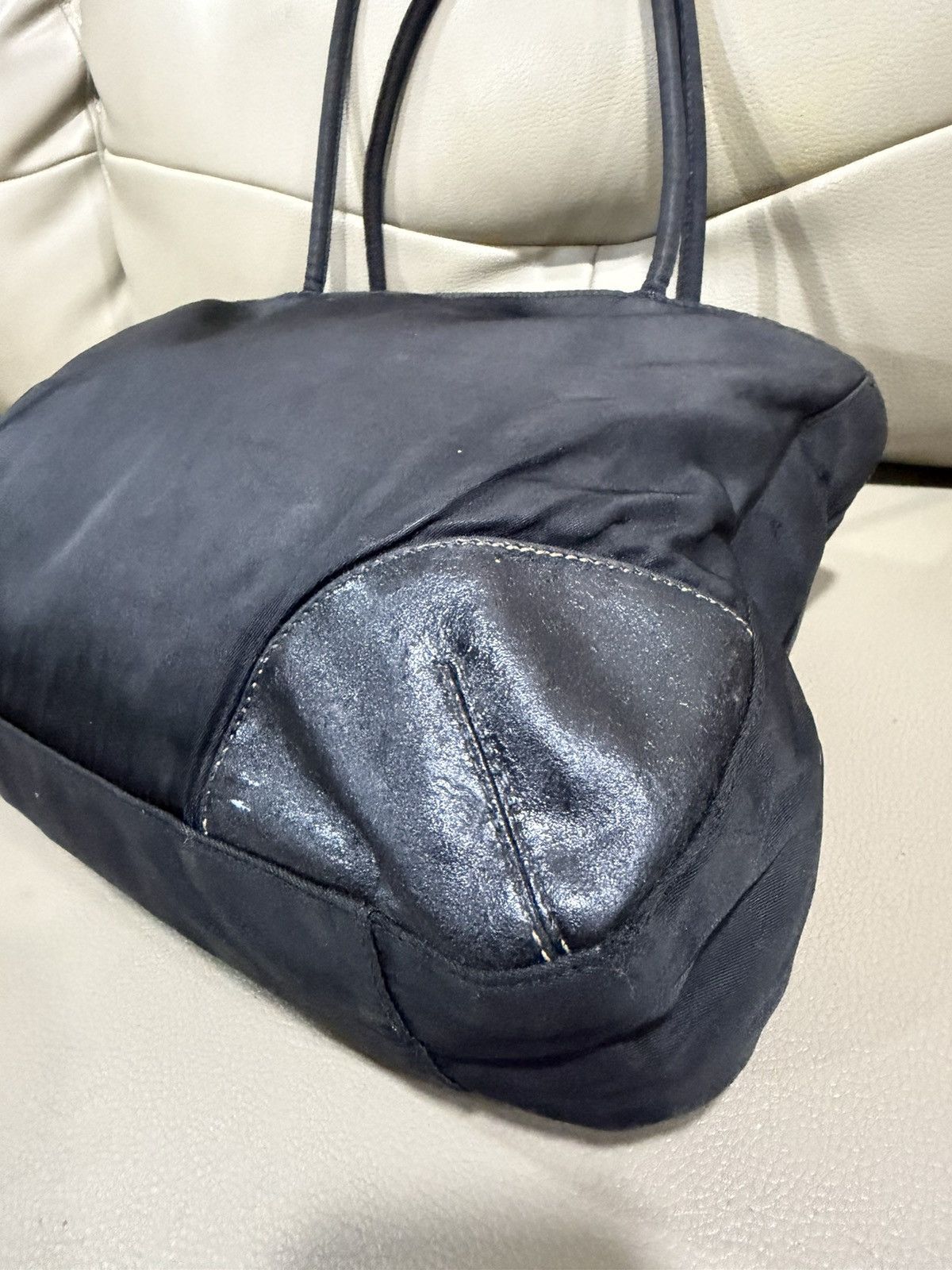 Prada Authentic Prada Tessuto Nyalon Shoulder Tote Bag Size ONE SIZE - 7 Thumbnail