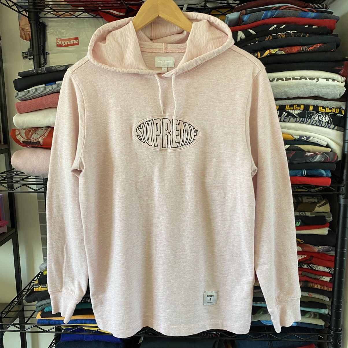 Supreme Supreme Warp Logo Shirt Pullover Hoodie Pink 2018 Size US S / EU 44-46 / 1 - 1 Thumbnail