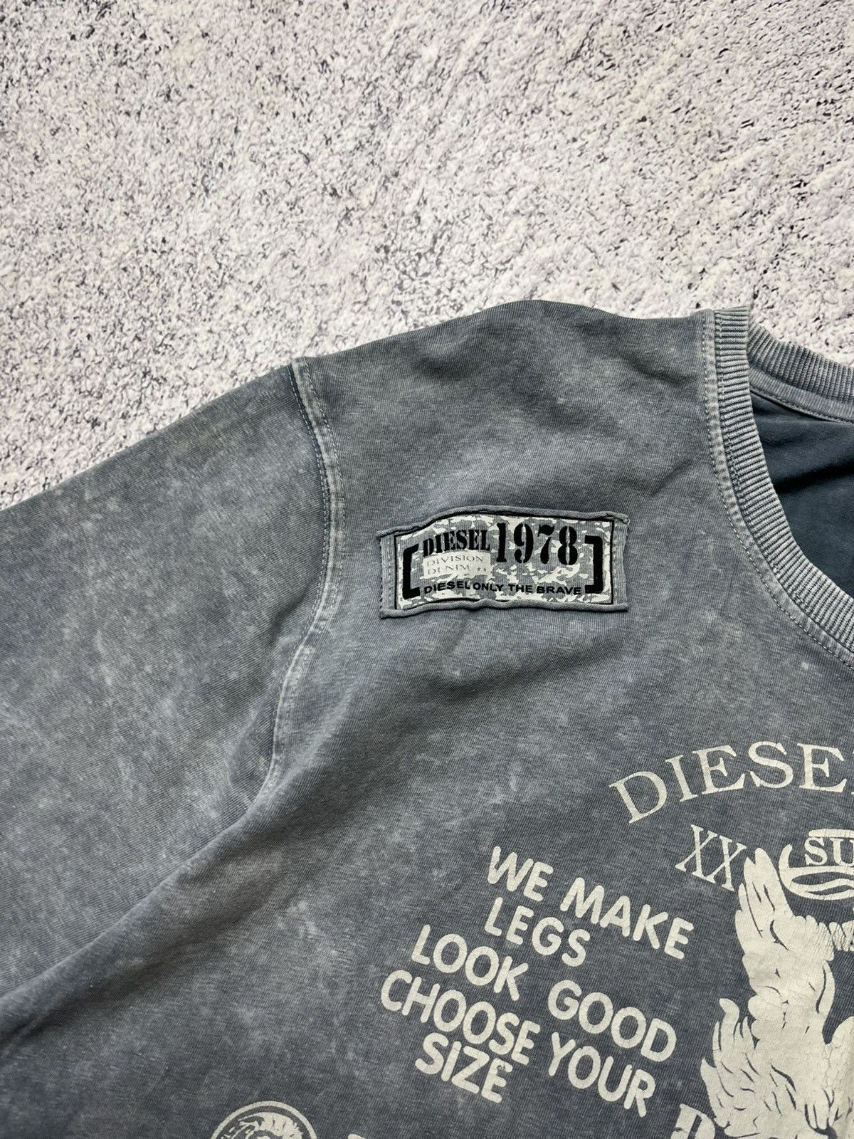 Diesel Vintage Diesel T-Shirt Big Logo 2000s Hype Y2K XL size Size US XL / EU 56 / 4 - 14 Thumbnail