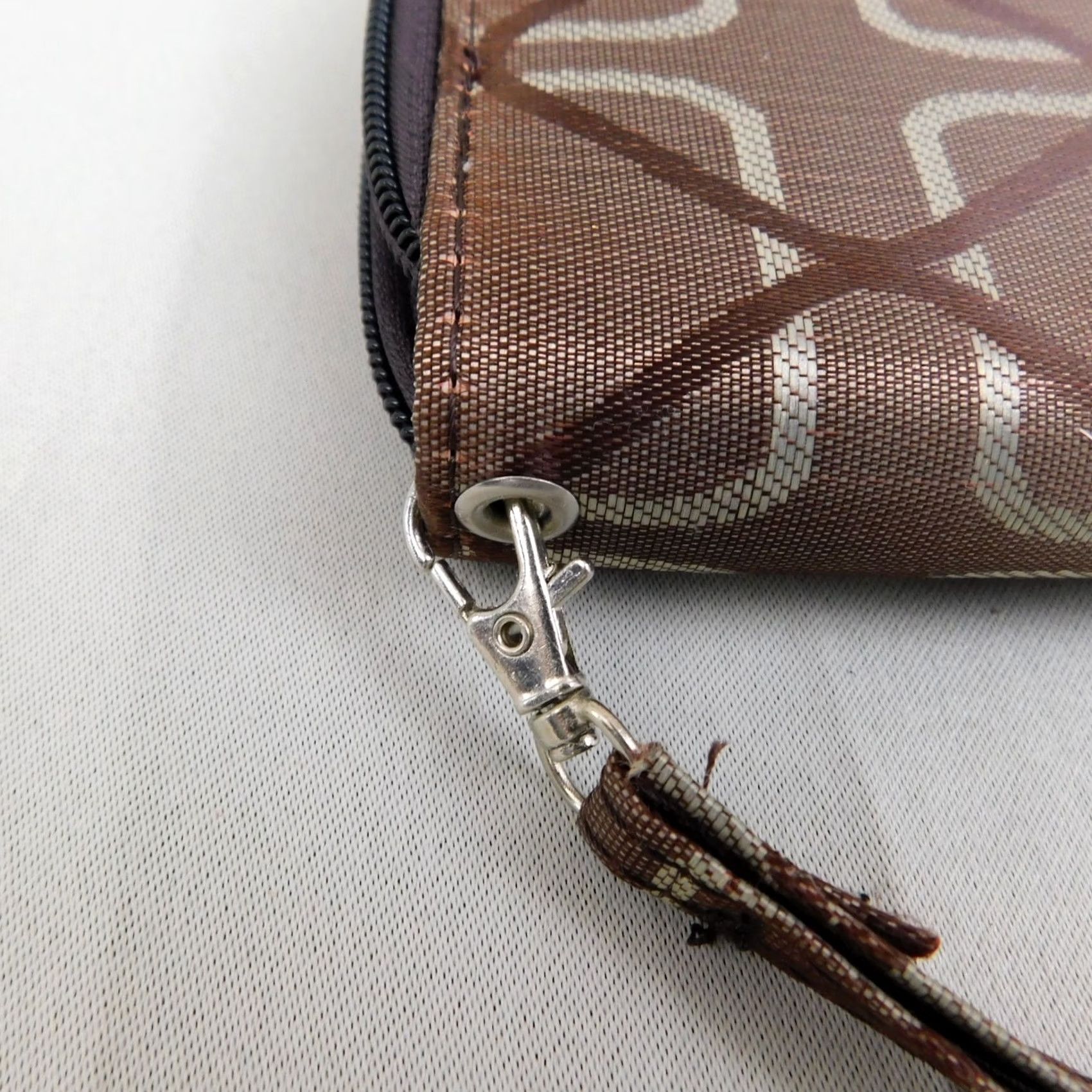 Doublet VINTAGE Nylon Patterned Double Zip-Around Wristlet Clutch Wallet Brown 7.5" x 4" Womens Wallet Zip-Around Patterned Geometric Strap Zipper Card Slots Size ONE SIZE - 4 Thumbnail