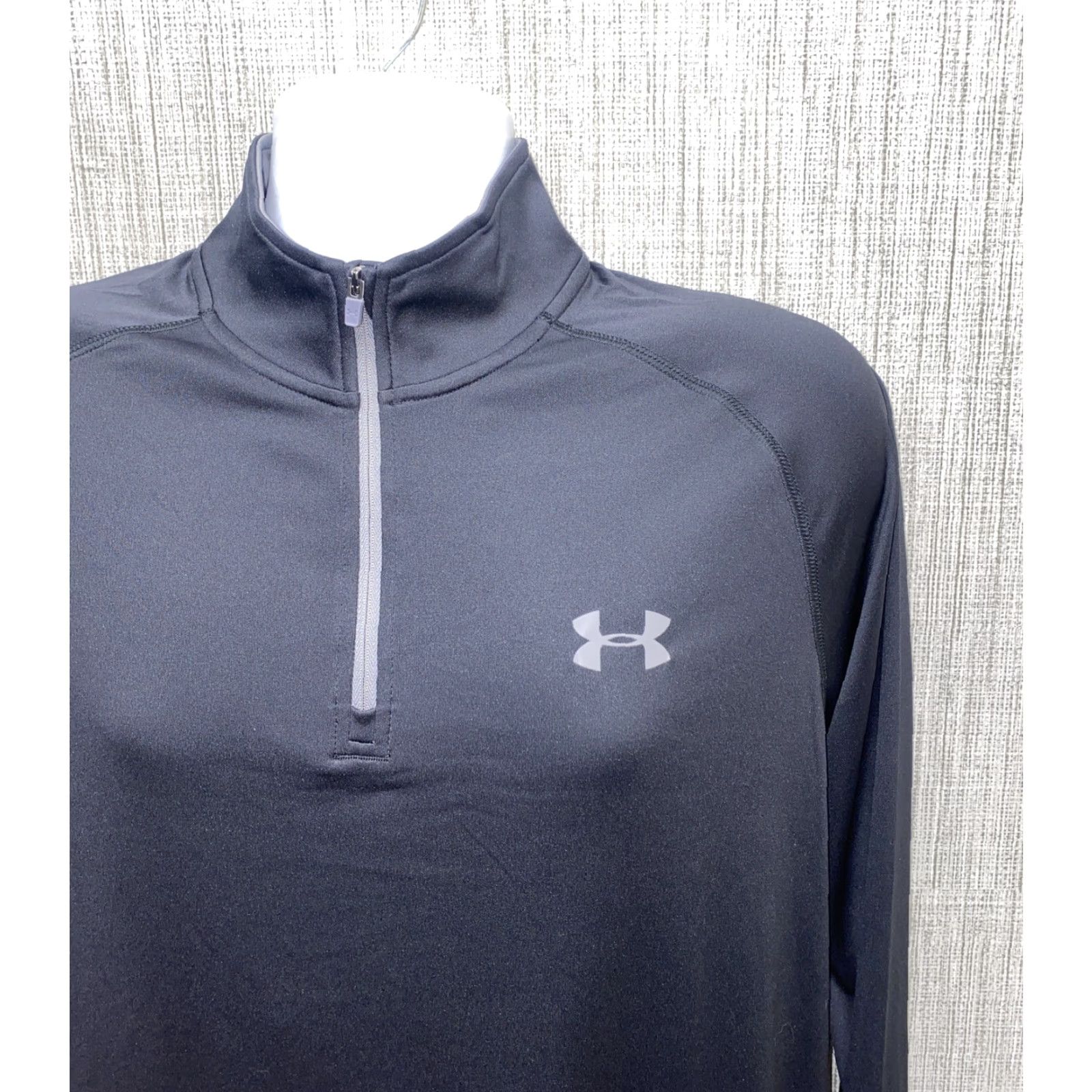 Under Armour Under Armour Velocity 2.0 ¼ Zip Pullover Activewear Mens M Black/Grey 1293946 NEW! Under armour HeatGear Athleisure Casual Slim? Size US M / EU 48-50 / 2 - 2 Thumbnail