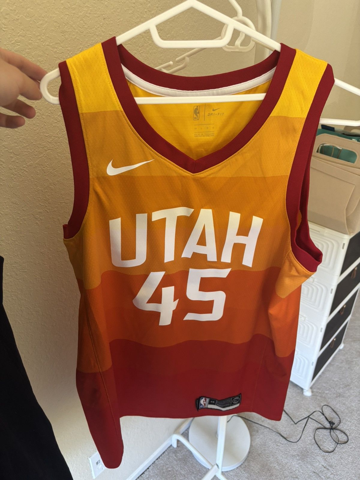 NBA × Nike Donovan Mitchell Utah city edition size L Size US L / EU 52-54 / 3 - 1 Thumbnail
