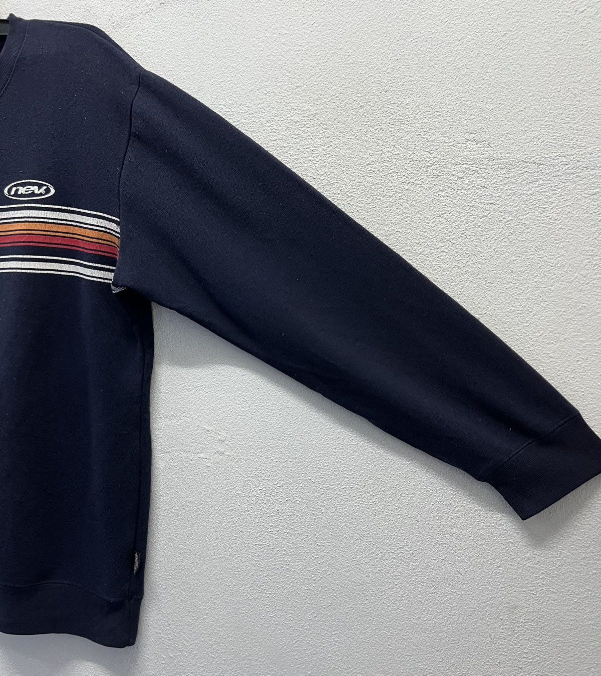 Vintage VINTAGE NEV FUTURE SHAPES SWEATSHIRT Size US L / EU 52-54 / 3 - 6 Thumbnail