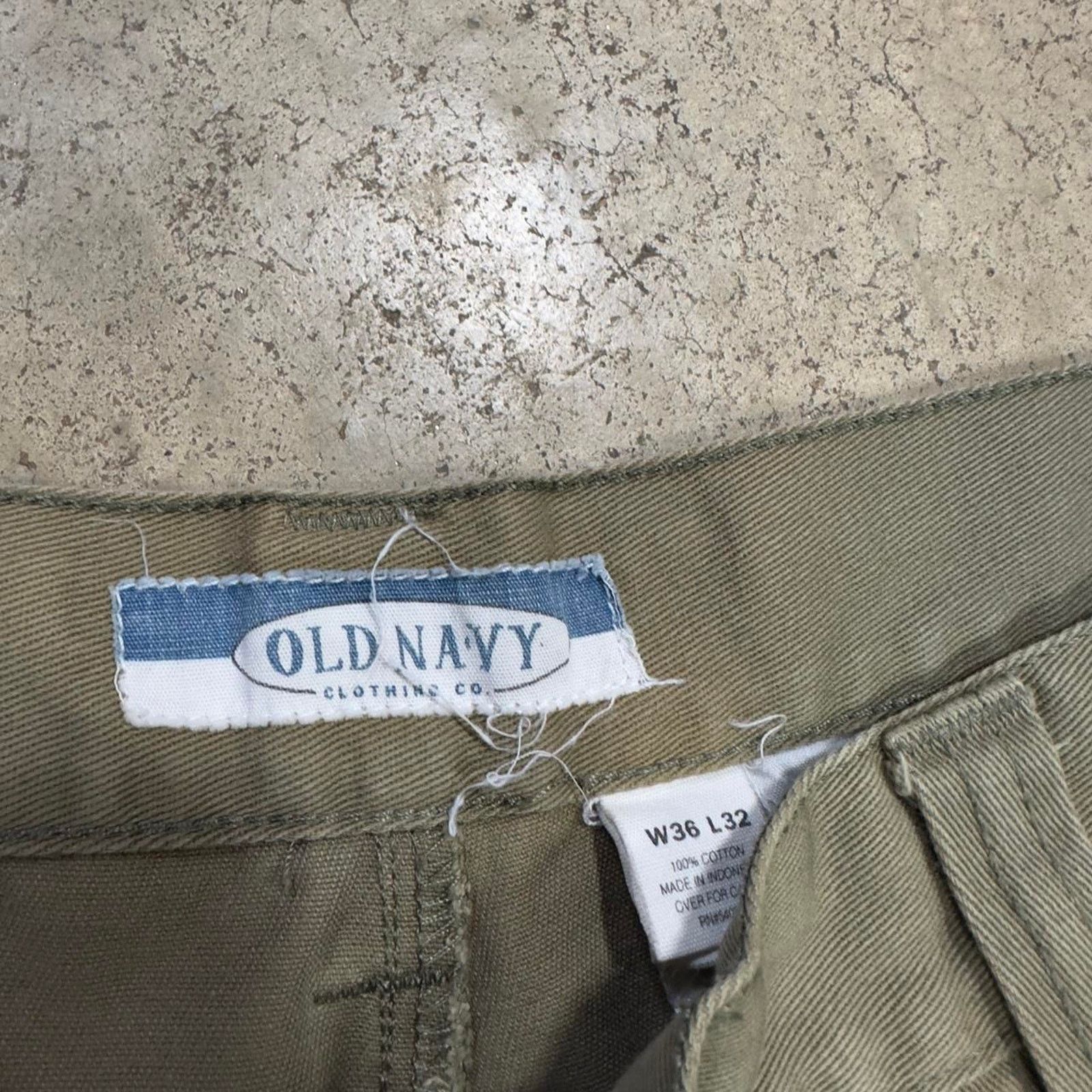 Japanese Brand × Vintage Baggy Y2K Faded Olive Green Cargo Workwear Pants Size US 36 / EU 52 - 5 Thumbnail