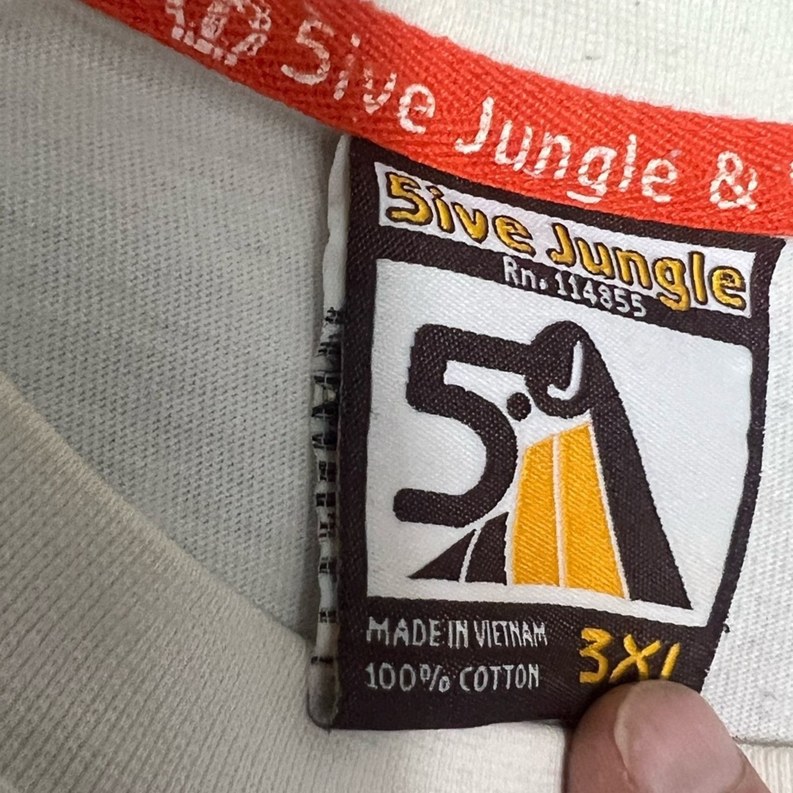 Jungles Vintage Y2K 5ive Jungle Embossed White Lion Shirt SIZE 3XL Size US XXL / EU 58 / 5 - 6 Thumbnail