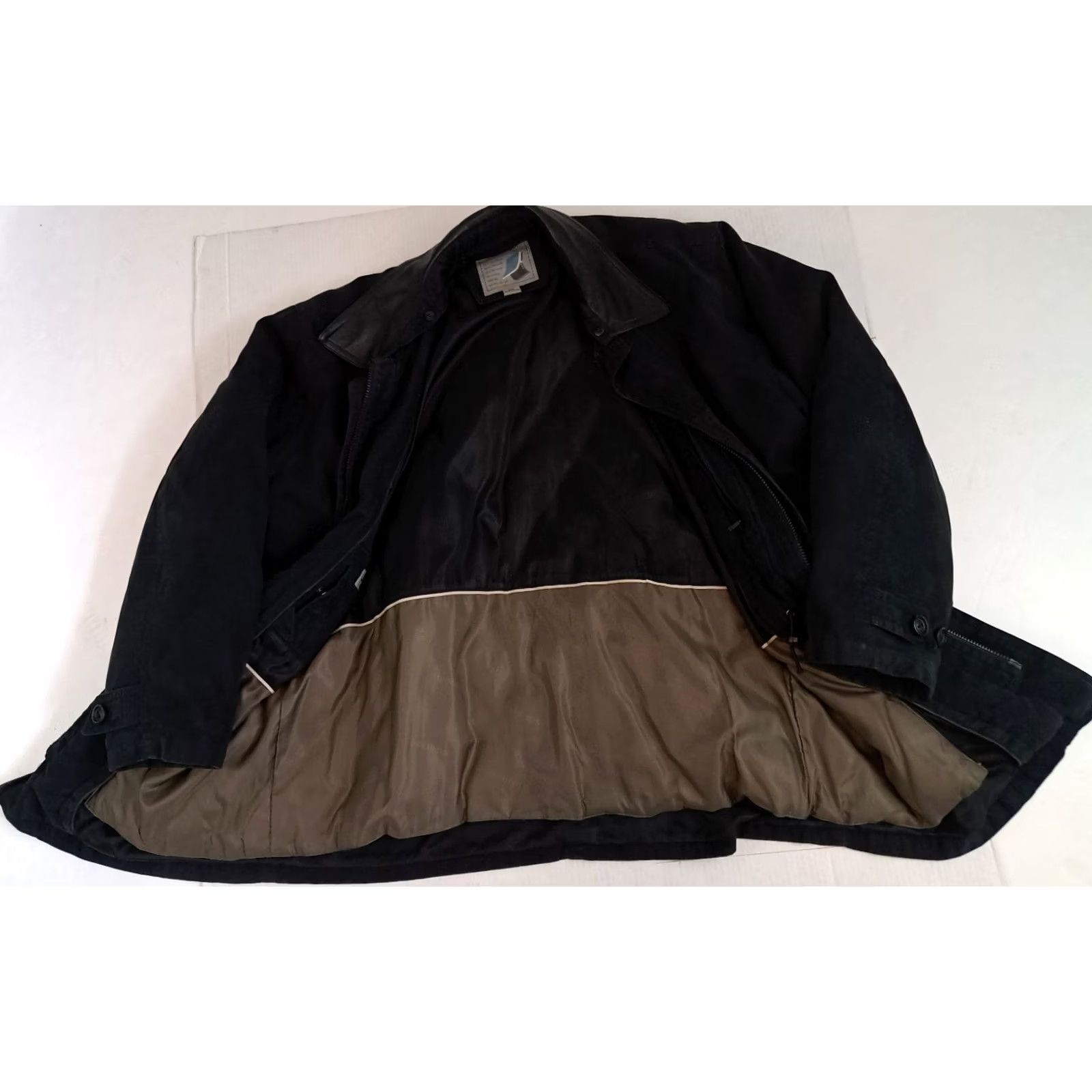 Rains VINTAGE Rain Forest Coat Parka Long XXL Black Polyester Lined Full Zip Buttons Rain Wind Weather Mens Size US XXL / EU 58 / 5 - 2 Thumbnail