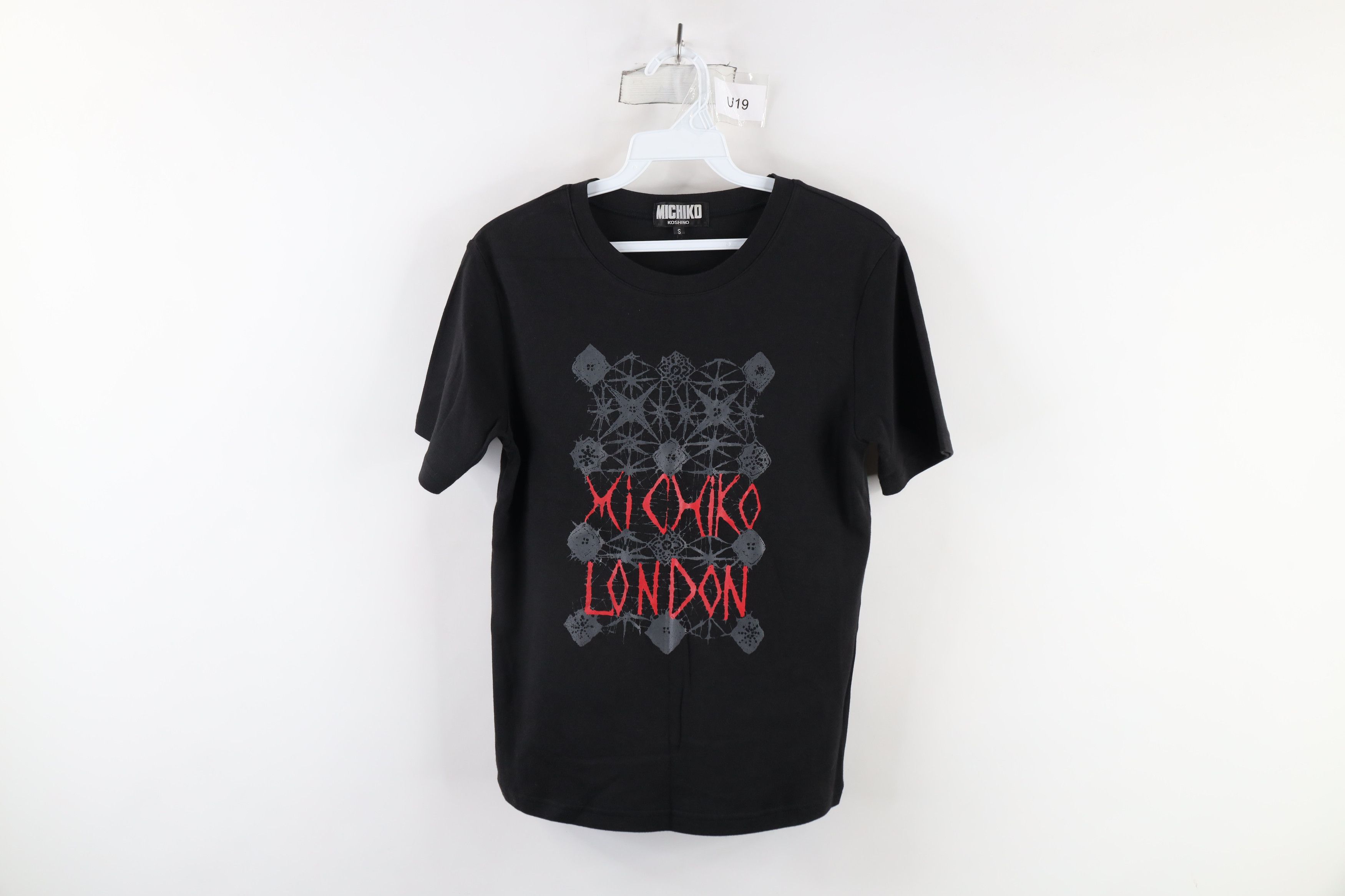Vintage Vintage 90s Michiko Koshino Out Japan Streetwear T-Shirt Size S / US 4 / IT 40 - 1 Thumbnail