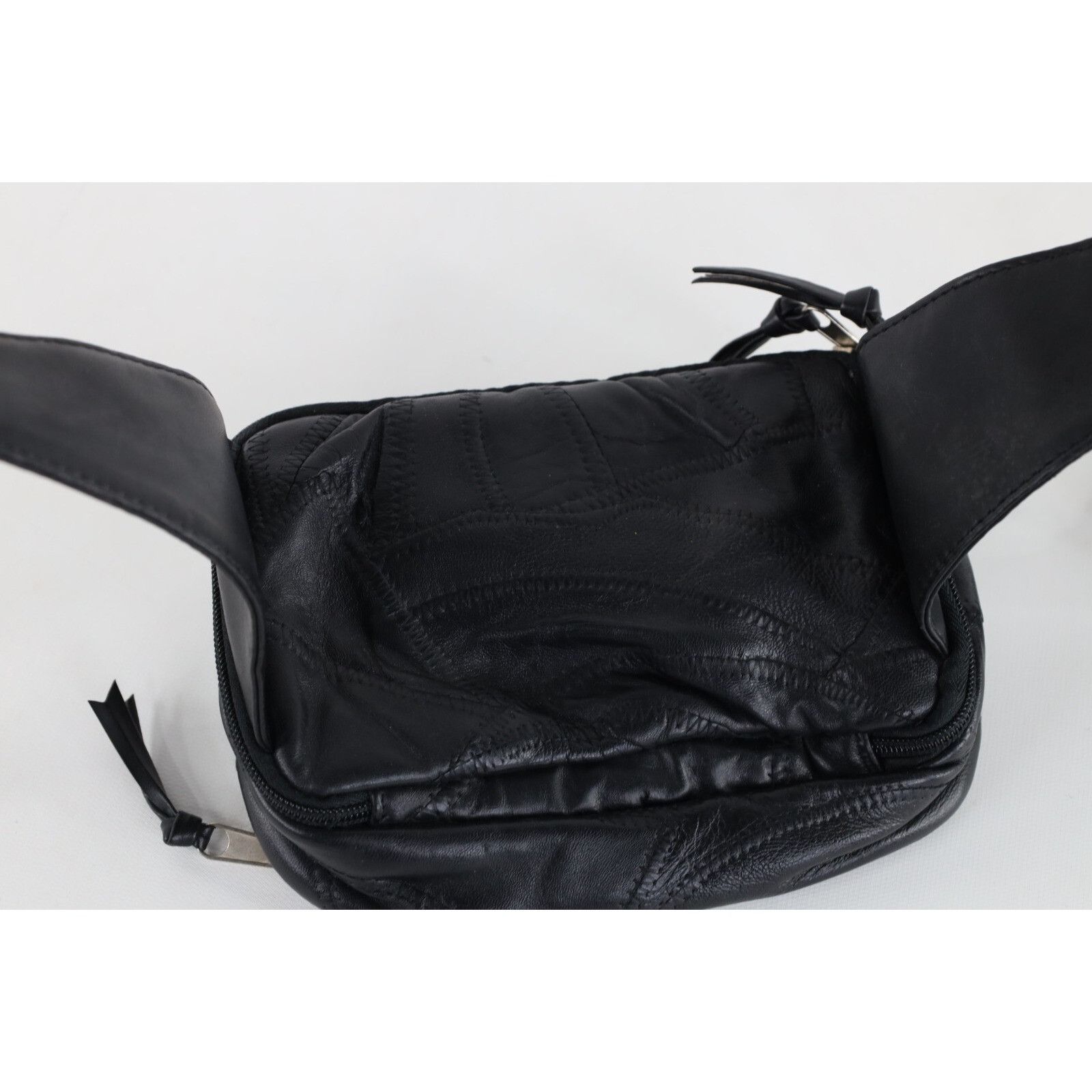 Vintage Vintage 90s Streetwear Patch Leather Fanny Pack Bag Size ONE SIZE - 5 Thumbnail