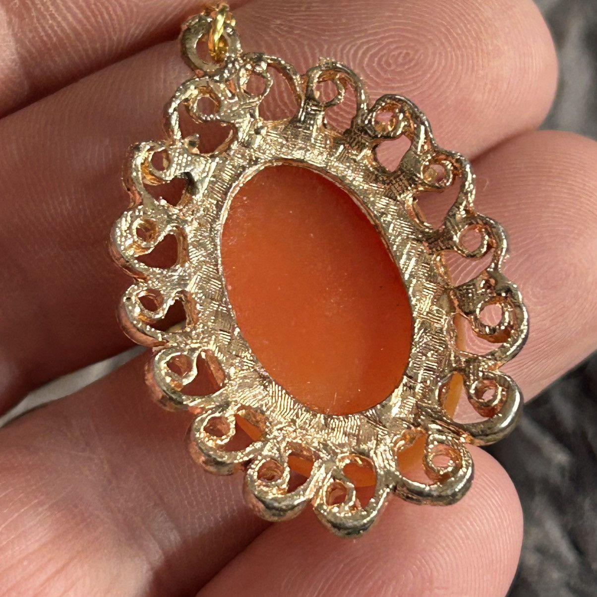 Vintage Vintage filigree dogtooth Victorian lady cameo necklace Size ONE SIZE - 8 Thumbnail