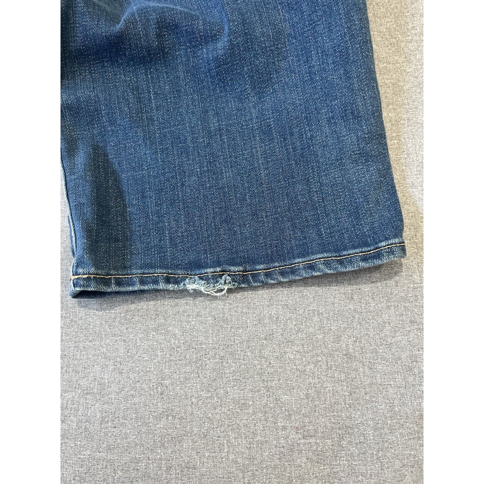 Lucky Brand Lucky Brand Jeans Men's Size 40x32 Blue Dark 363 Straight Size US 40 / EU 56 - 11 Thumbnail