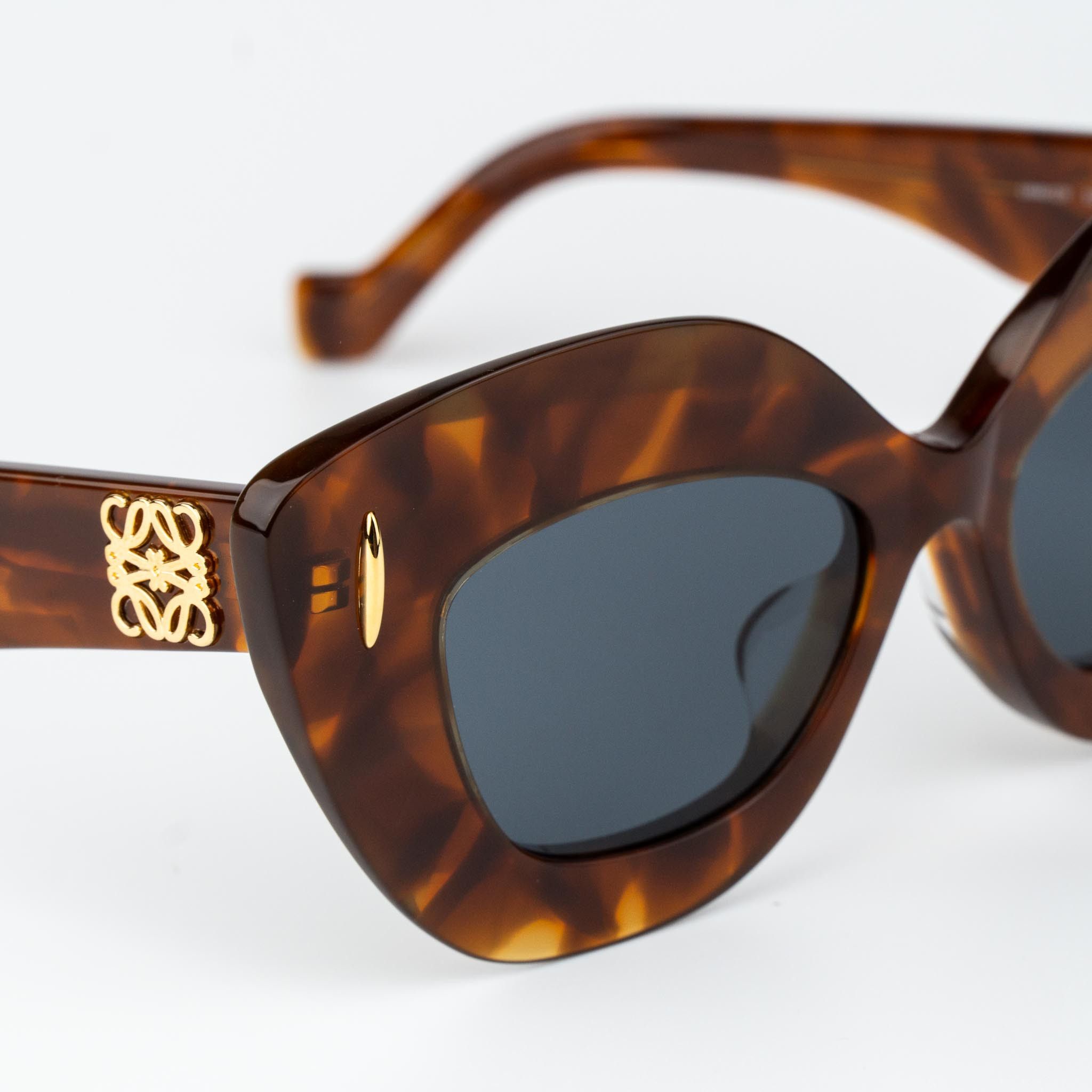 Loewe Loewe Women Sunglasses LW40127F ANAGRAM 53V NEW AUTHENTIC Size ONE SIZE - 6 Thumbnail