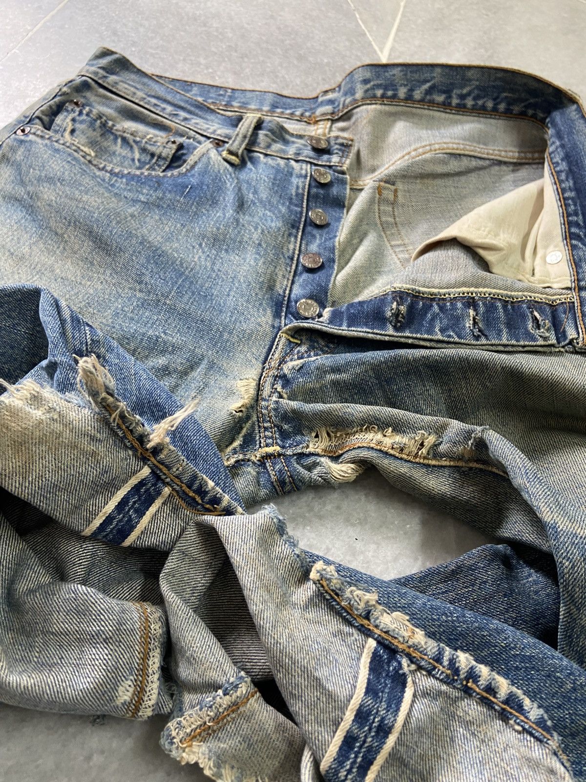 Levi's Vintage 60s 70s Levi’s 501 Big E Selvedge jeans Button No6 Size US 32 / EU 48 - 7 Thumbnail