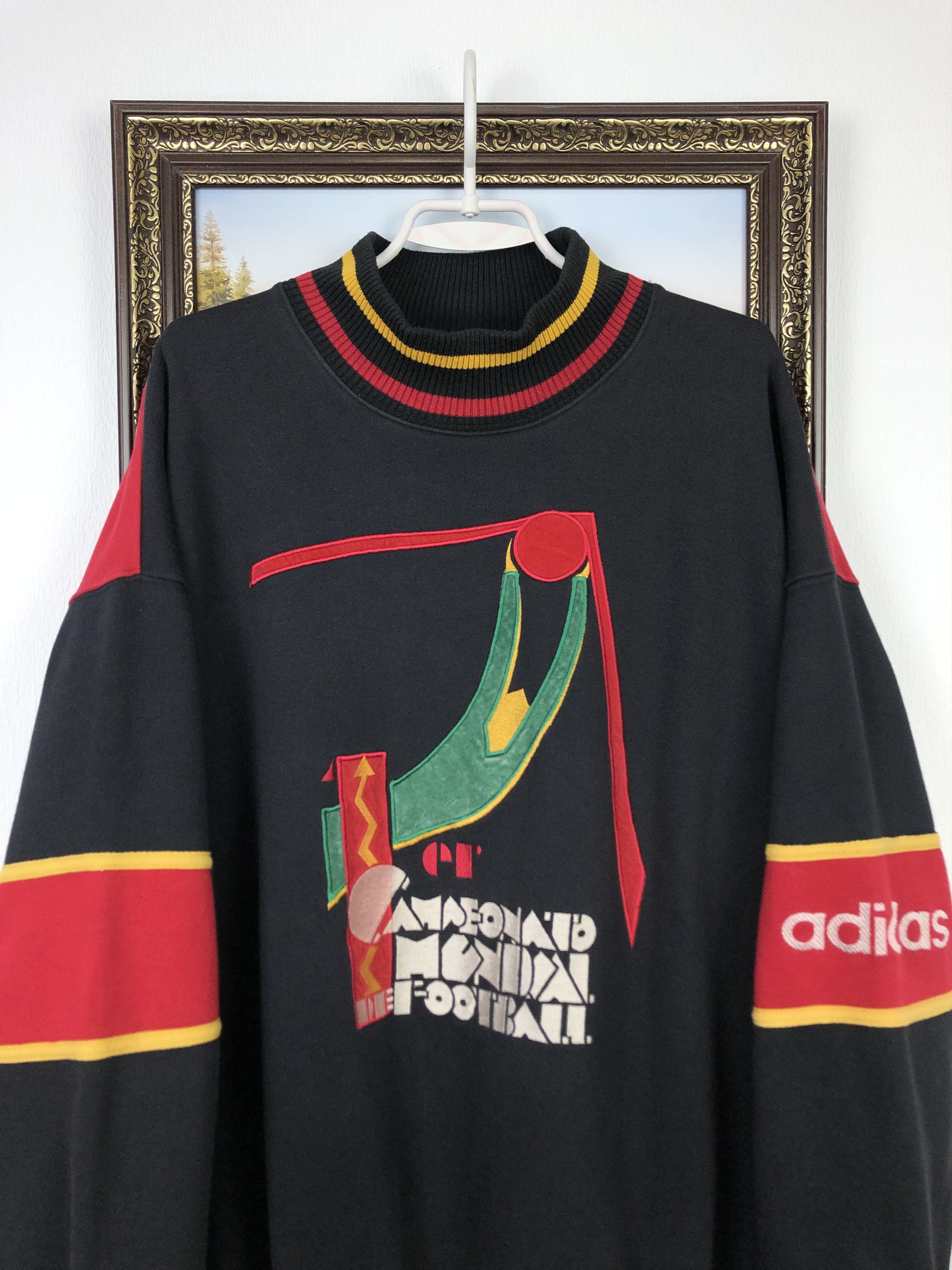 Adidas Vintage FIFA World Cup Sweatshirt Uruguay Football Jacket Size US L / EU 52-54 / 3 - 2 Thumbnail
