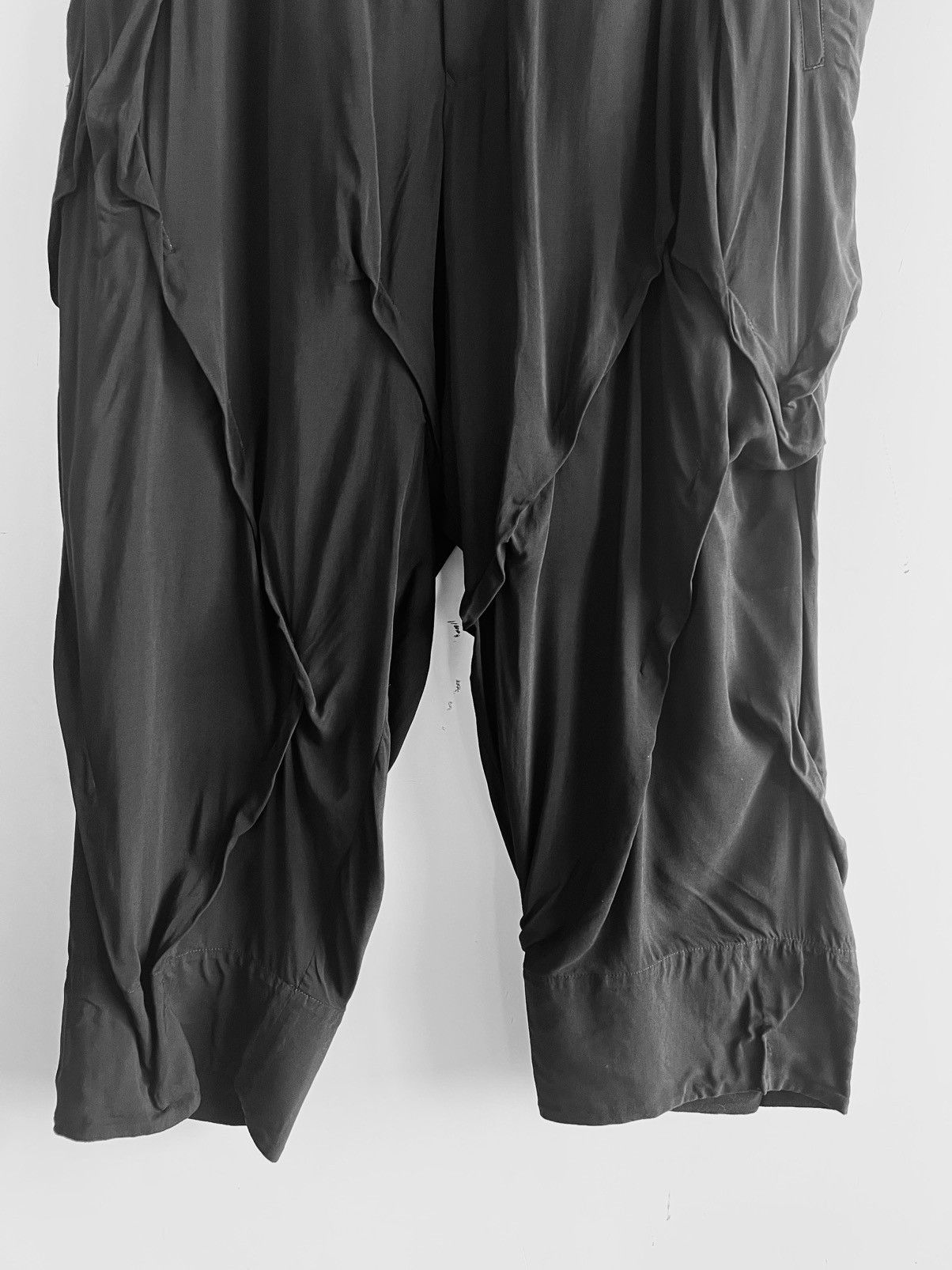 Yohji Yamamoto Yohji Yamamoto Pour Homme - Ta/TUXEDO RANDOM TUCK PANTS Size US 28 / EU 44 - 7 Thumbnail