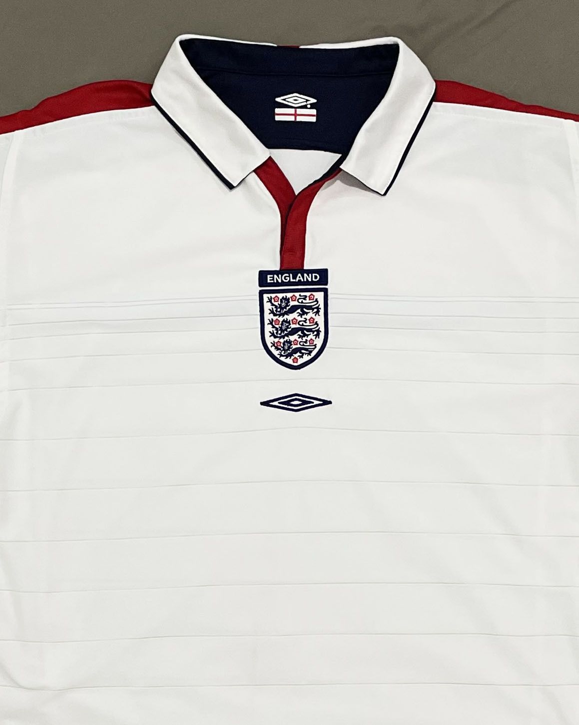 Umbro England Home Kit 2003 2004 2005 Size US L / EU 52-54 / 3 - 3 Thumbnail