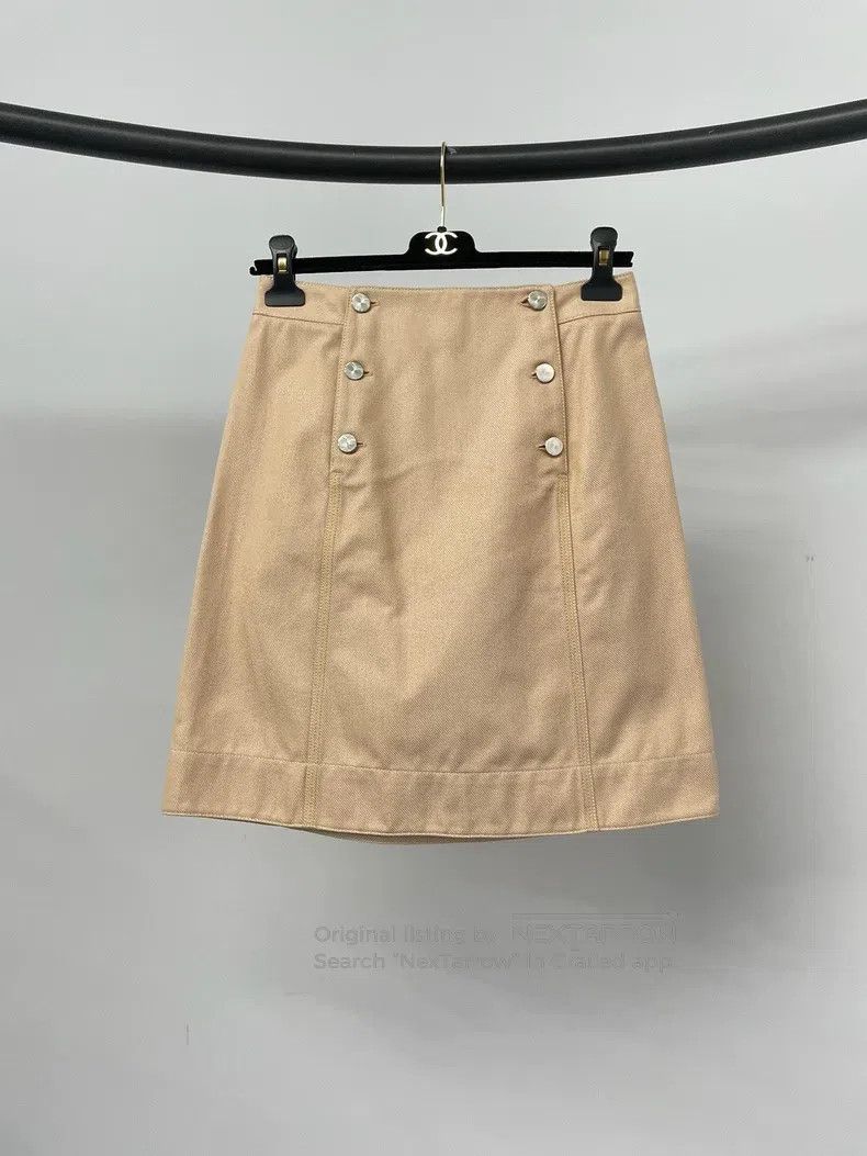 Hermes Hermes Nude pink double-breasted midi skirt Size 24" / US 00 / IT 34 - 1 Thumbnail