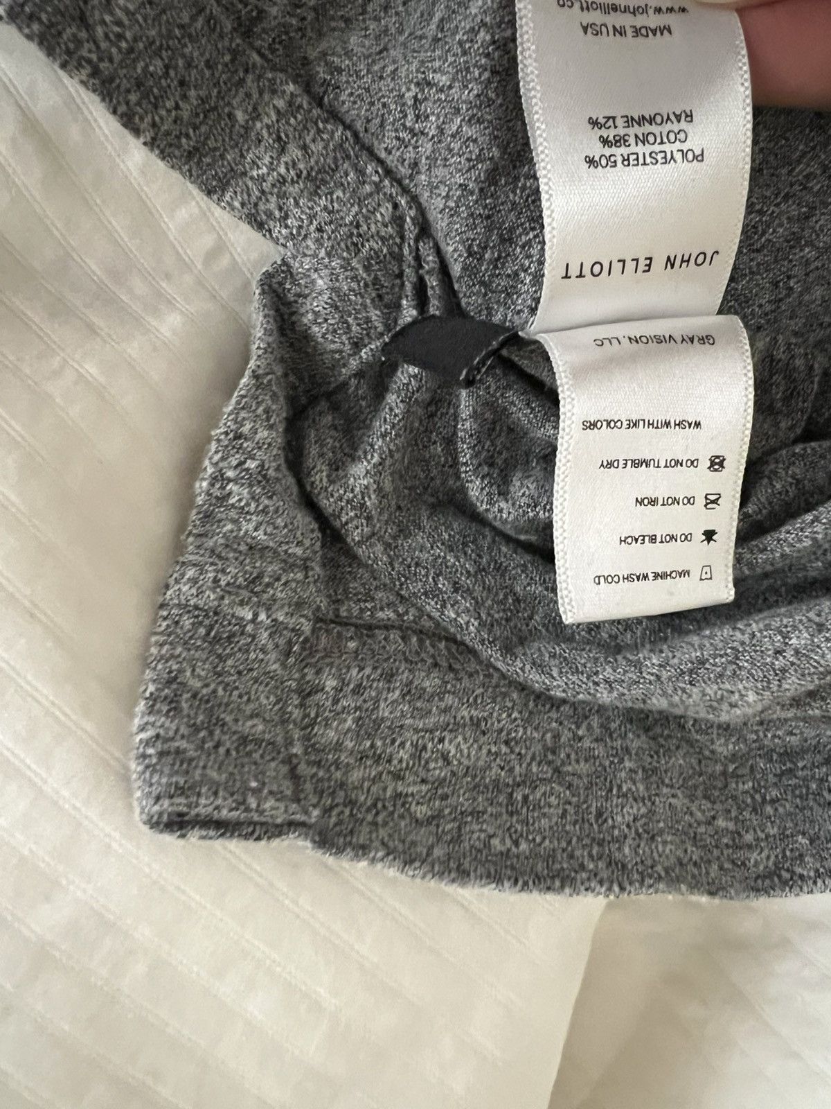 John Elliott John elliott grey t shirt size 4 mens Size US L / EU 52-54 / 3 - 4 Thumbnail
