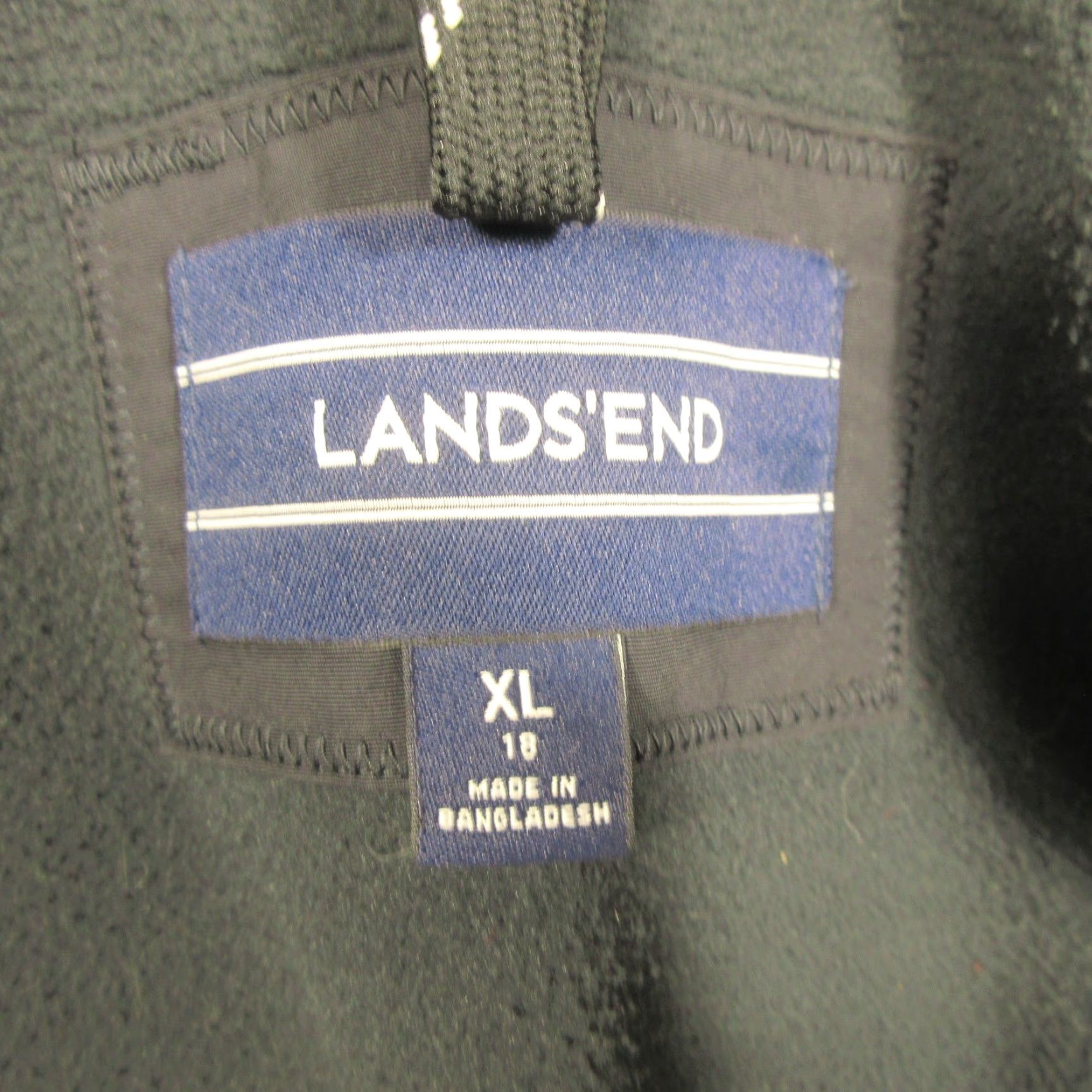 Lands' End VINTAGE Lands' End Squall Jacket Womens XL 18 Black Breathable Waterproof Removable Hood Size XXL / US 16-18 / IT 52-54 - 3 Thumbnail