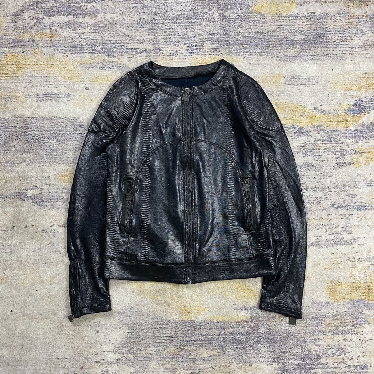 Chanel Chanel crocodile effect bikers jacket Size M / US 6-8 / IT 42-44 - 1 Thumbnail
