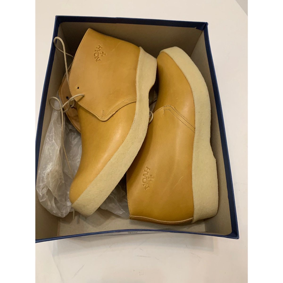 Noah NOAH ➕ SANDERS WAXED LEATHER CHUKKA BOOTS Size US 8 / EU 41 - 12 Thumbnail