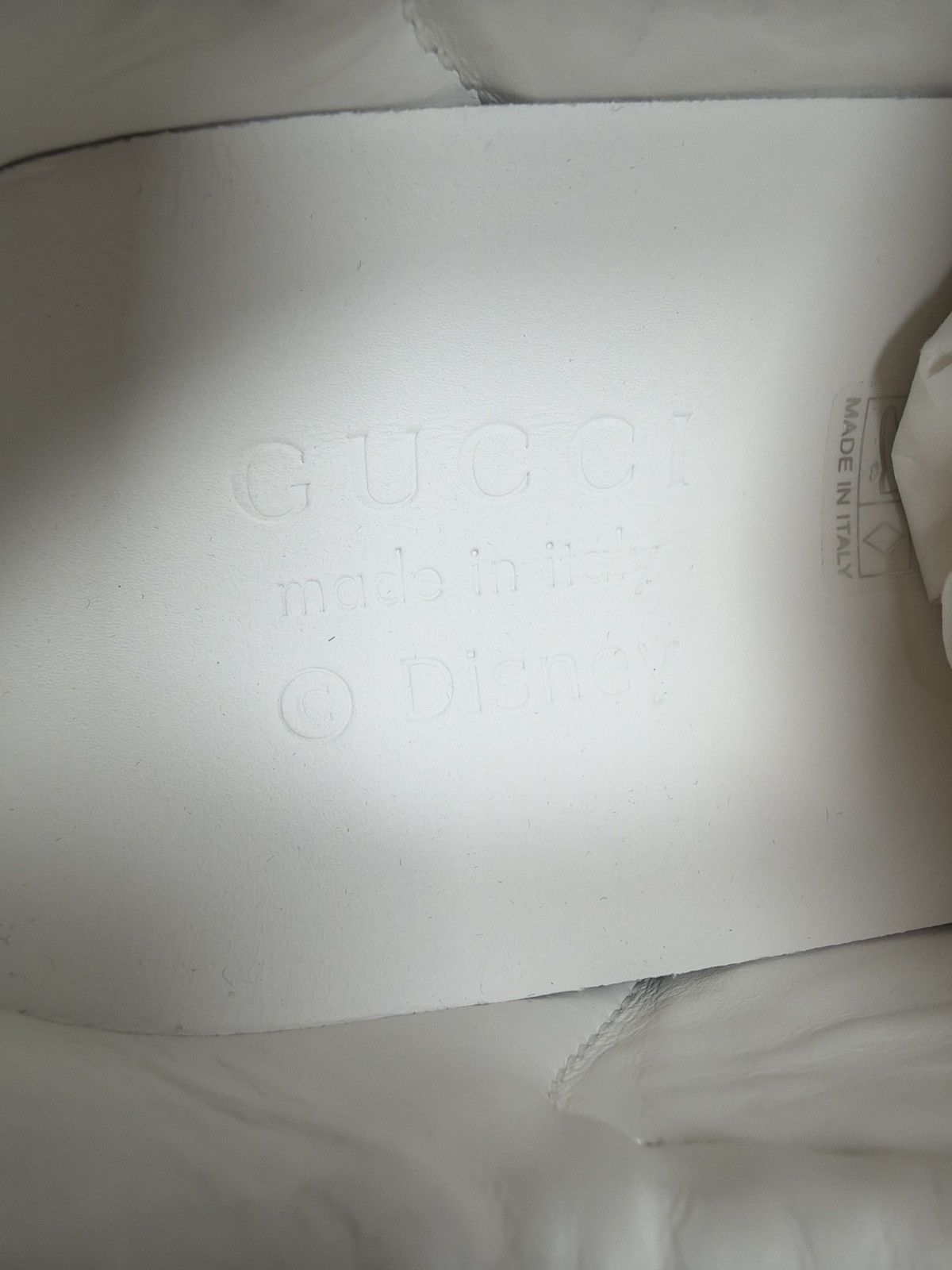 Gucci Size 8US - Gucci Ace x Disney “Mickey” Ivory Leather Size US 8 / EU 41 - 12 Thumbnail