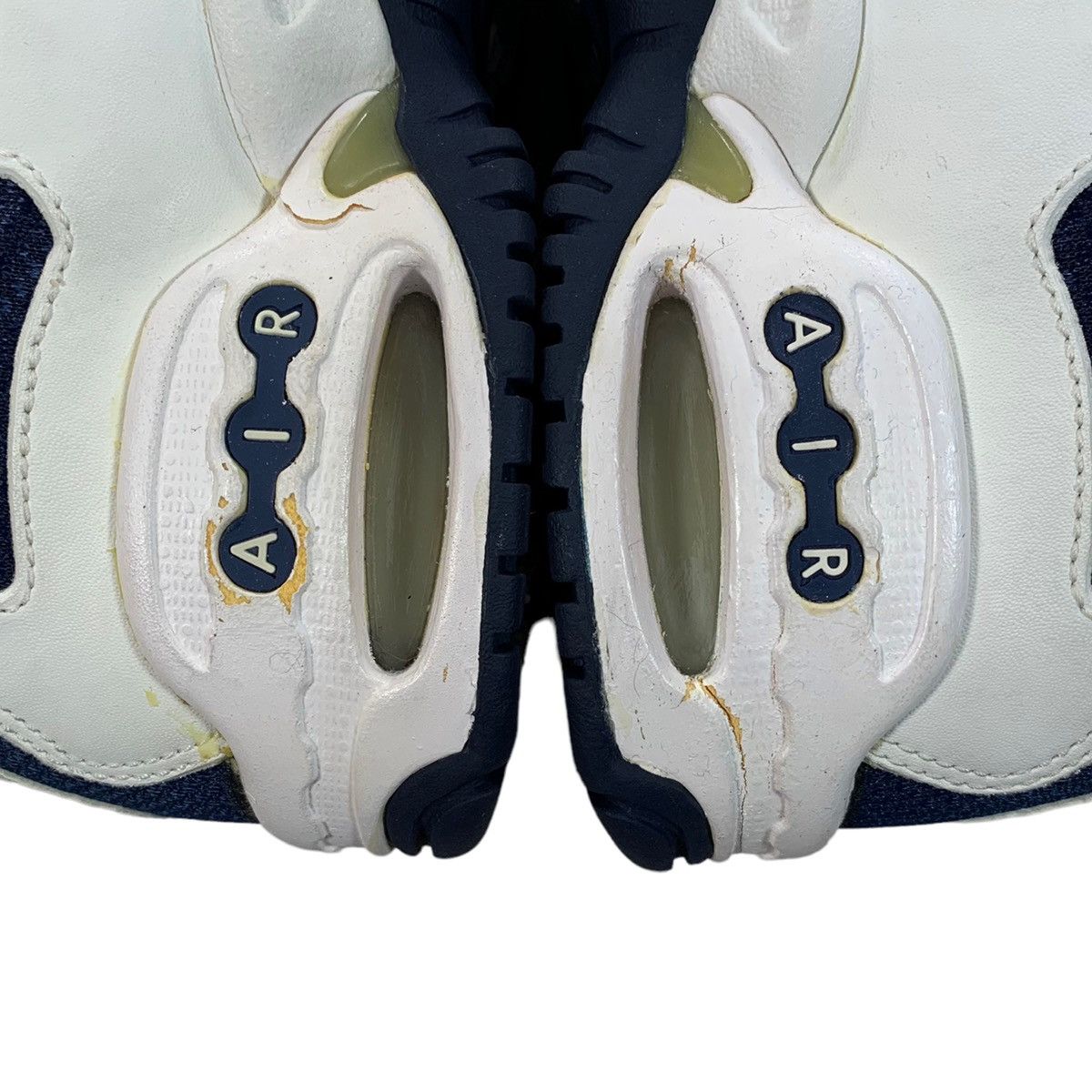 Nike Vintage Nike Air Dagger White Navy 1997 Sneaker Not Wearable Size US 7.5 / EU 40-41 - 5 Thumbnail