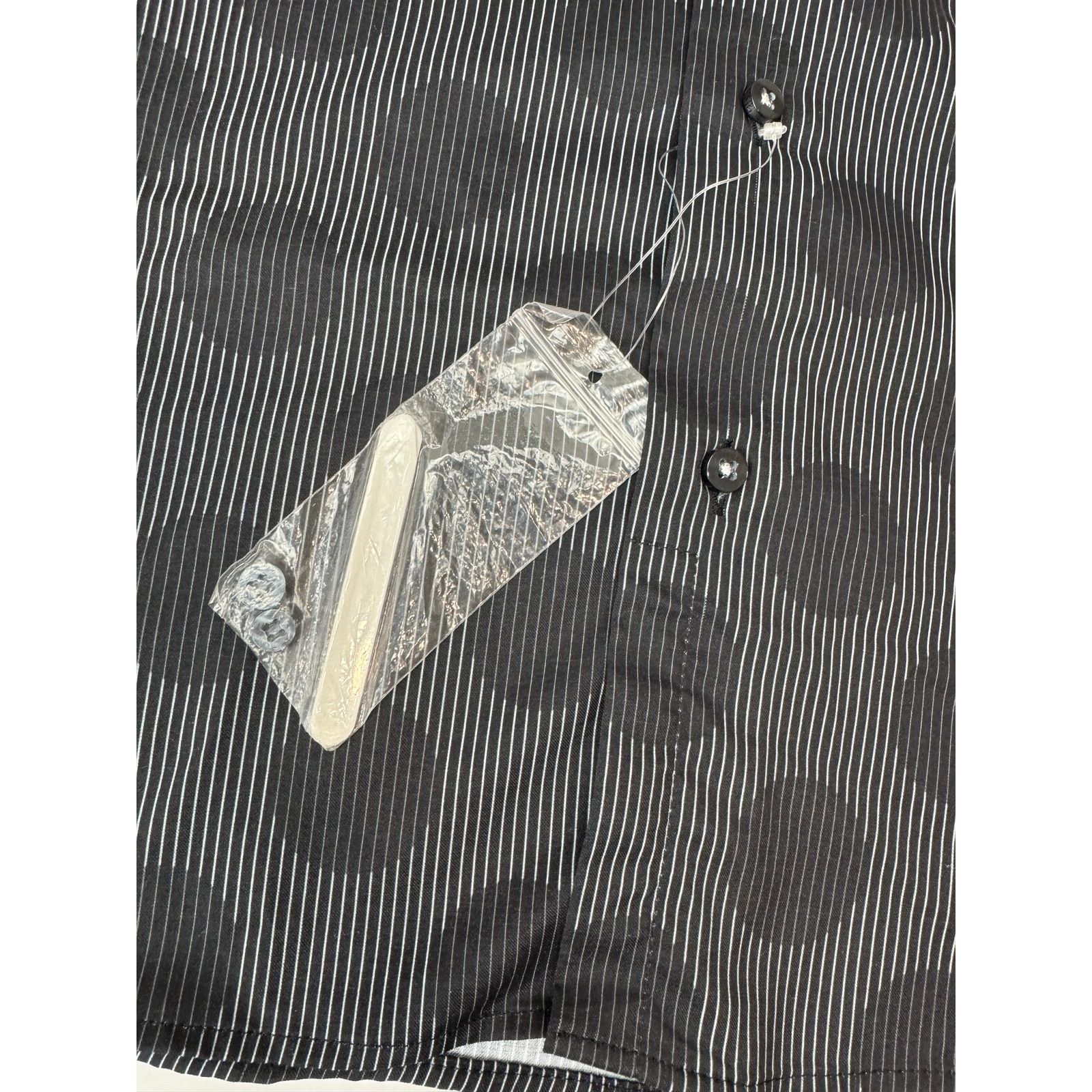 Paul Fredrick NWT Paul Frederick Button Down Dress Shirt Contrast Small Size US S / EU 44-46 / 1 - 7 Thumbnail