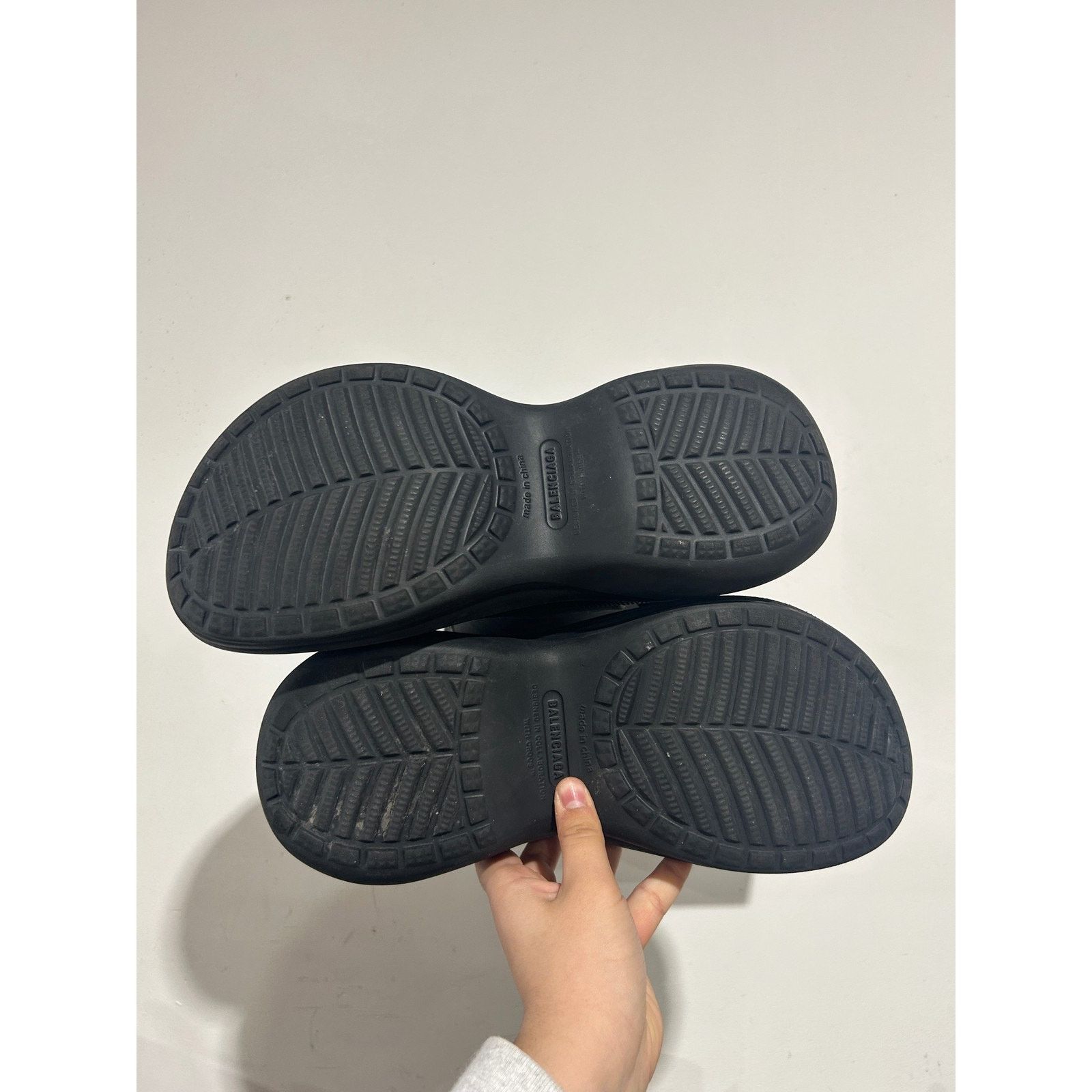 Balenciaga BALENCIAGA CROCS BOOT BLACK SIZE 44 (US 11) PREOWNED Size US 11 / EU 44 - 6 Thumbnail
